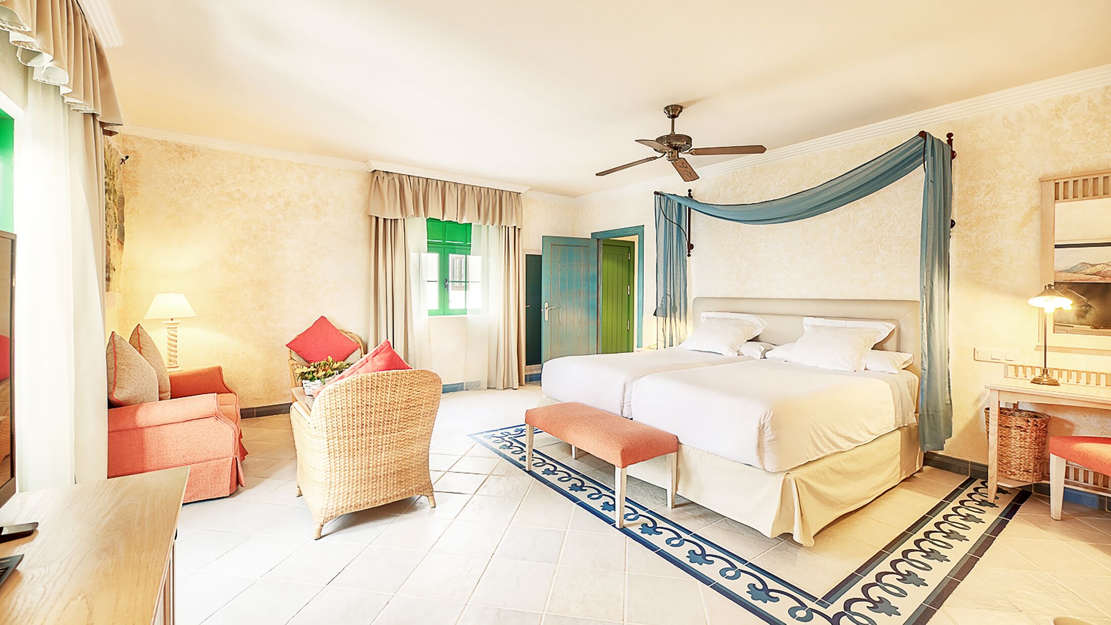 Volcan-2022-Junior-Suite-002-109733-Hybris