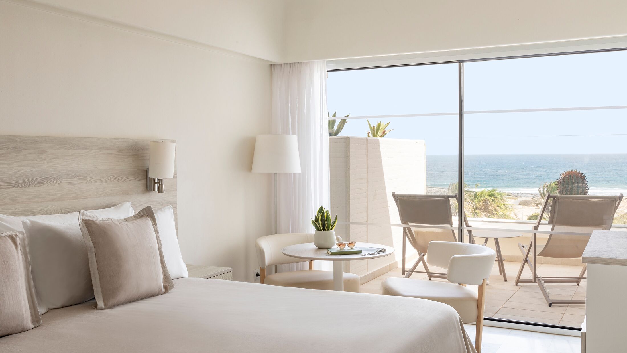 Paradisus-Salinas-2023-Premium-Room-Ocean-View-001-121839-Hybris