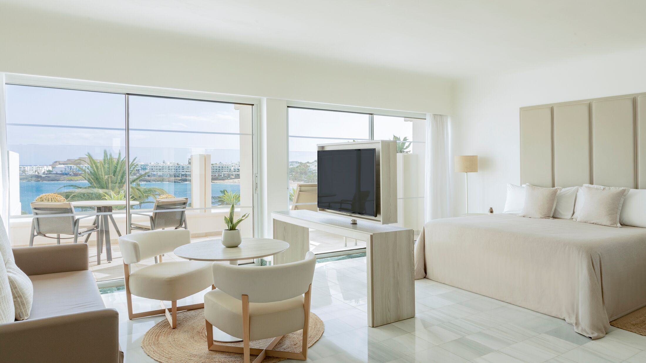 Paradisus-Salinas-2023-The-Reserve-Junior-Suite-Ocean-View-001-121839-Hybris