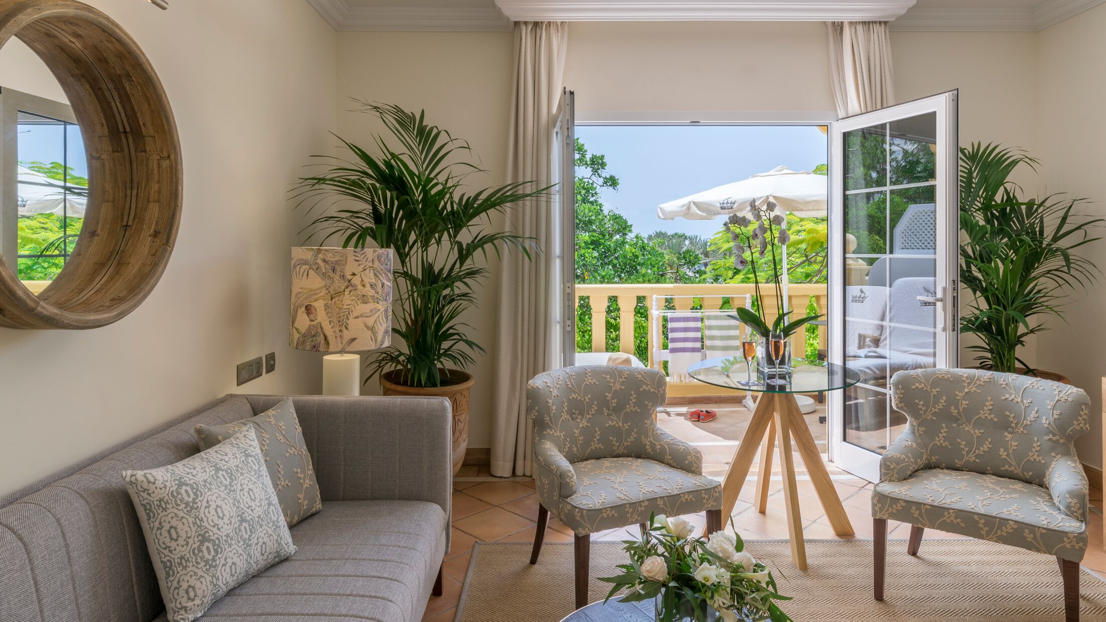 Bahia-del-Duque-2022-Casa-Ducales-Suite-Garden-View-001-103042-Hybris