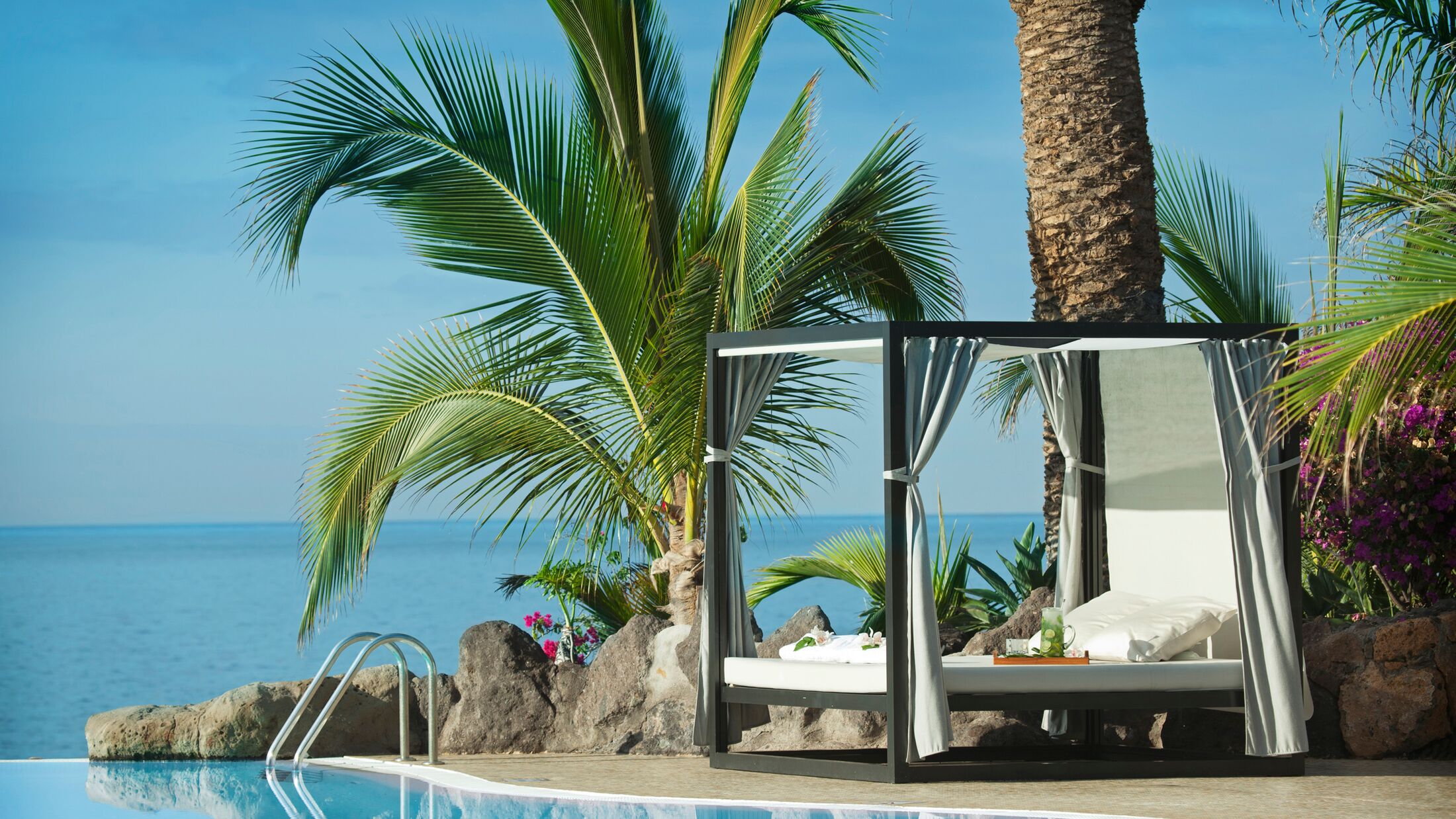 Roca-Nivaria-2024-Infinity-Pool-002-114381-Hybris