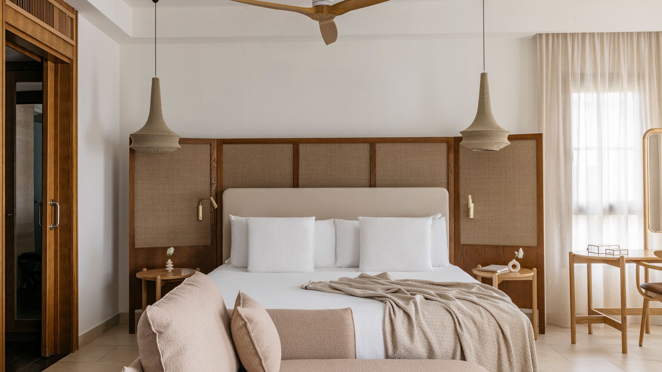 Red Level Grand Suite