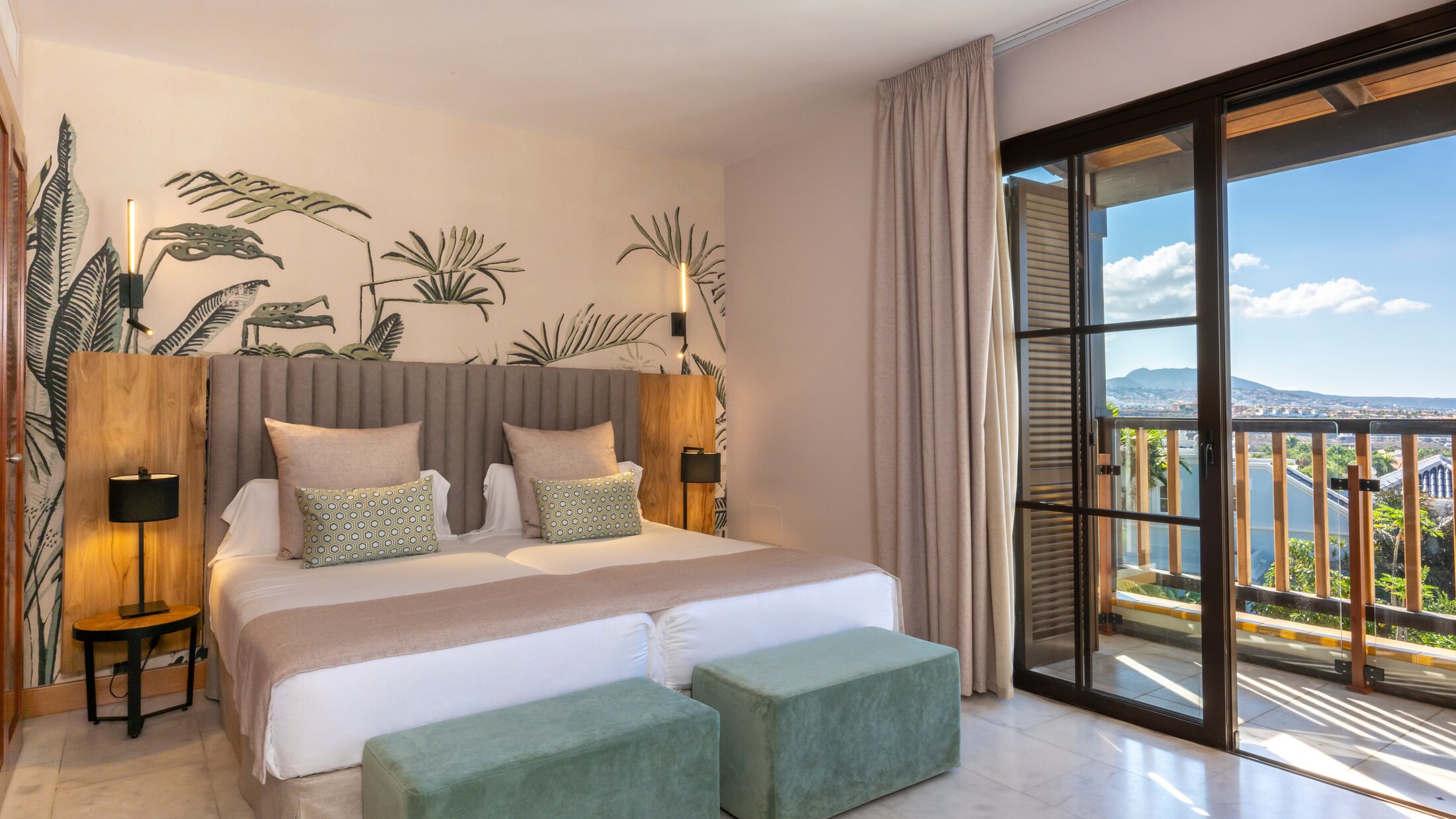 Suite-Villa-Maria-2023-One-Bedroom-Villa-008-120608-Hybris