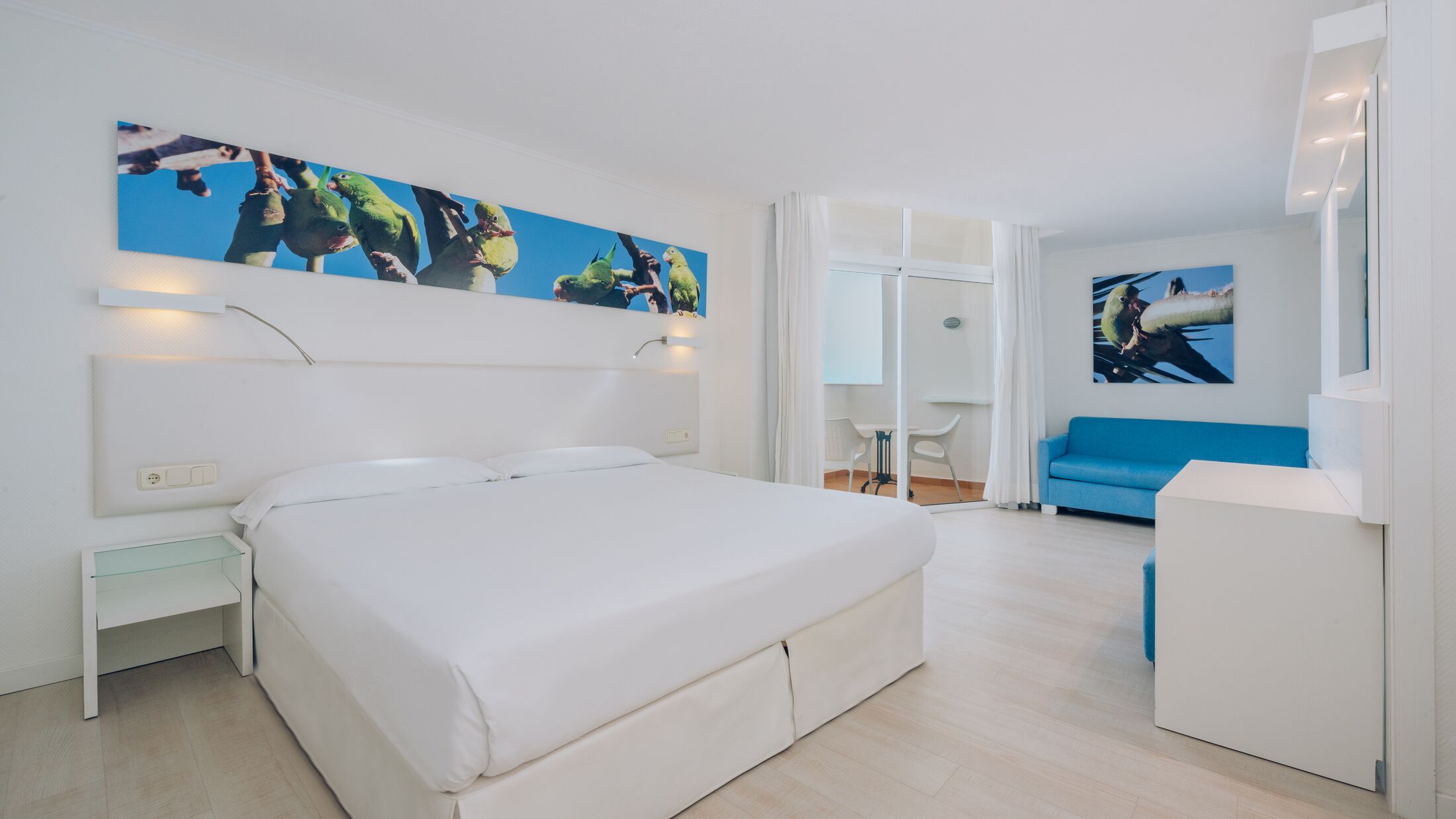 Iberostar-Bouganville-2024-Family-Room-002-121952-Hybris