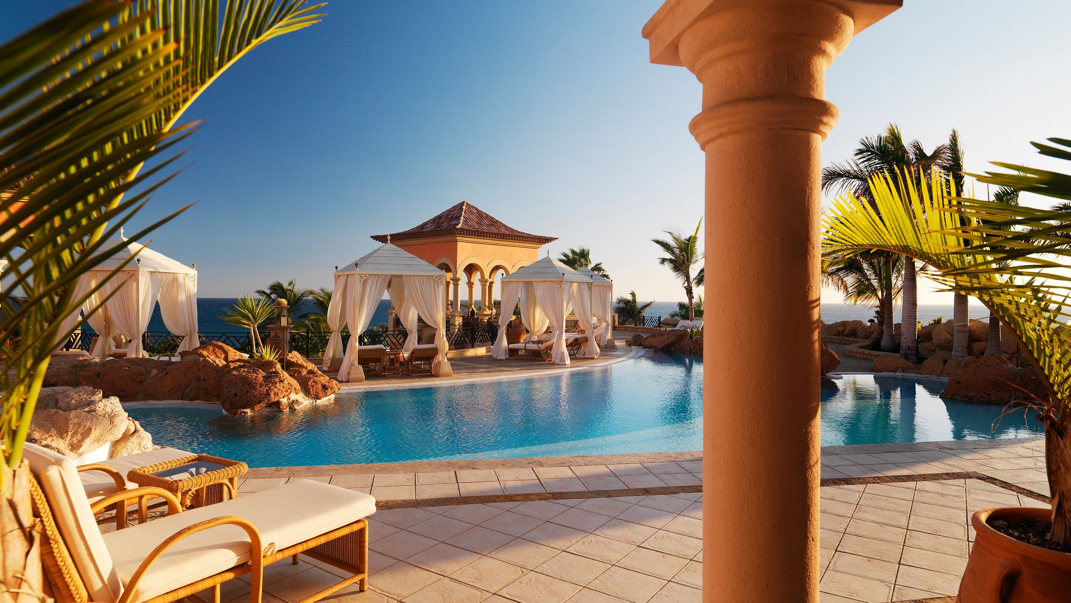 TFS.A.2013.117036.039.jpg-Hybris