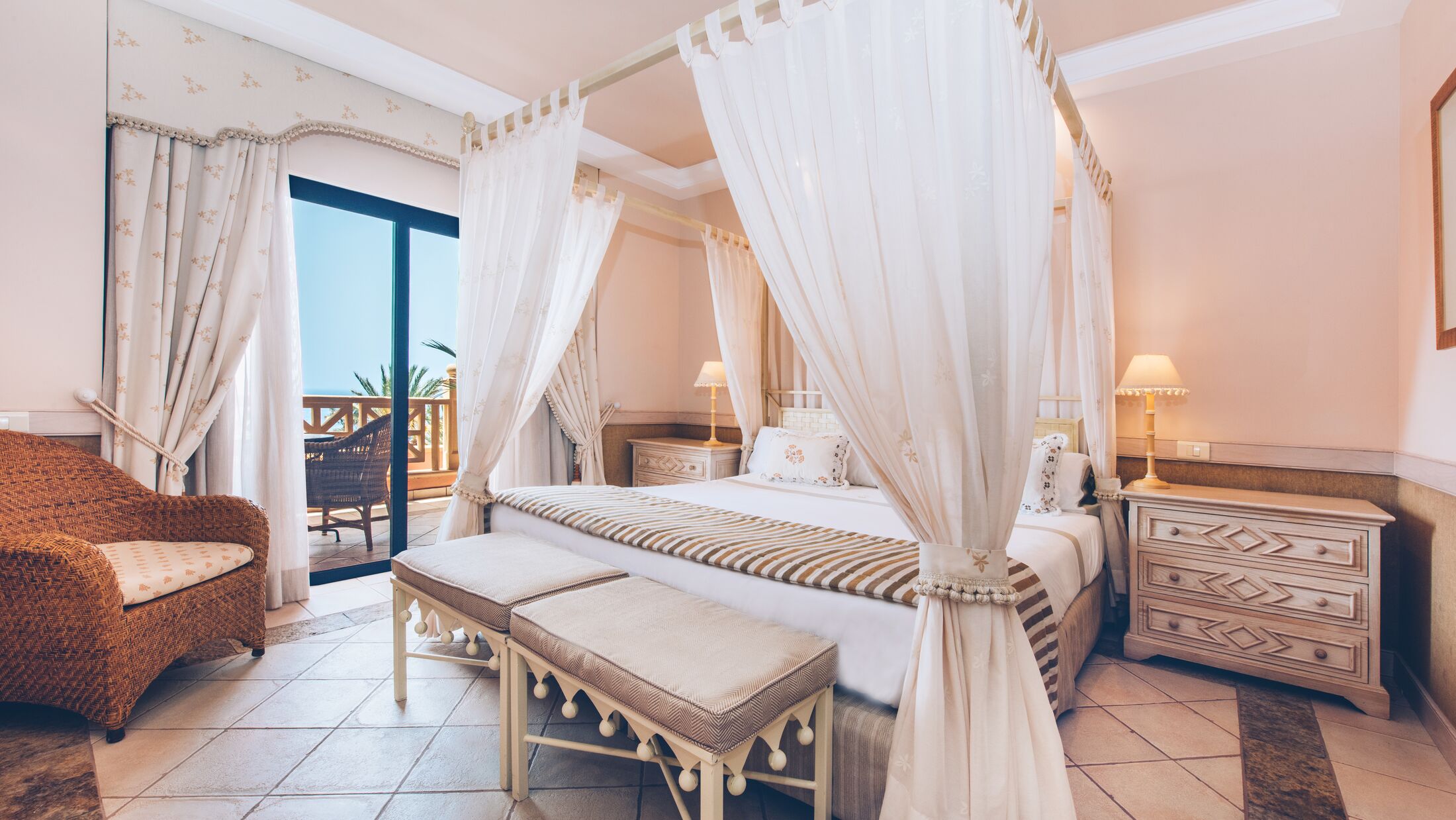 Iberostar-Mirador-2023-Superior-Junior-Suite-004-117036-Hybris