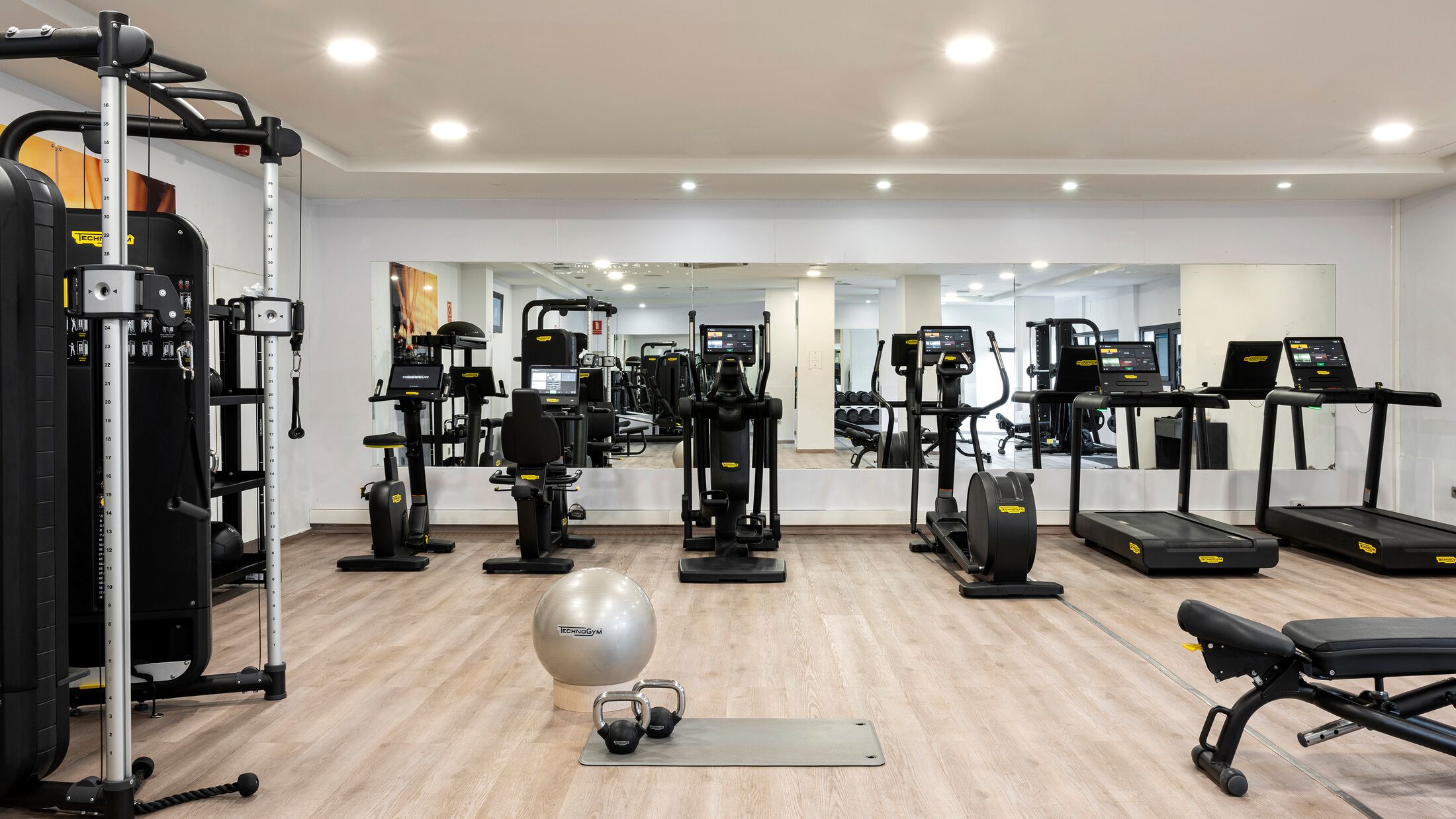 Palacio-de-Isora-2023-Gym-001-117037-Hybris