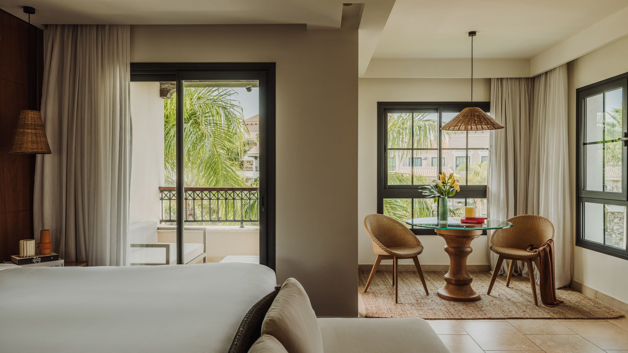 Palacio-de-Isora-2024-Red-Level-Deluxe-Room-Partial-Ocean-View-001-117037-Hybris