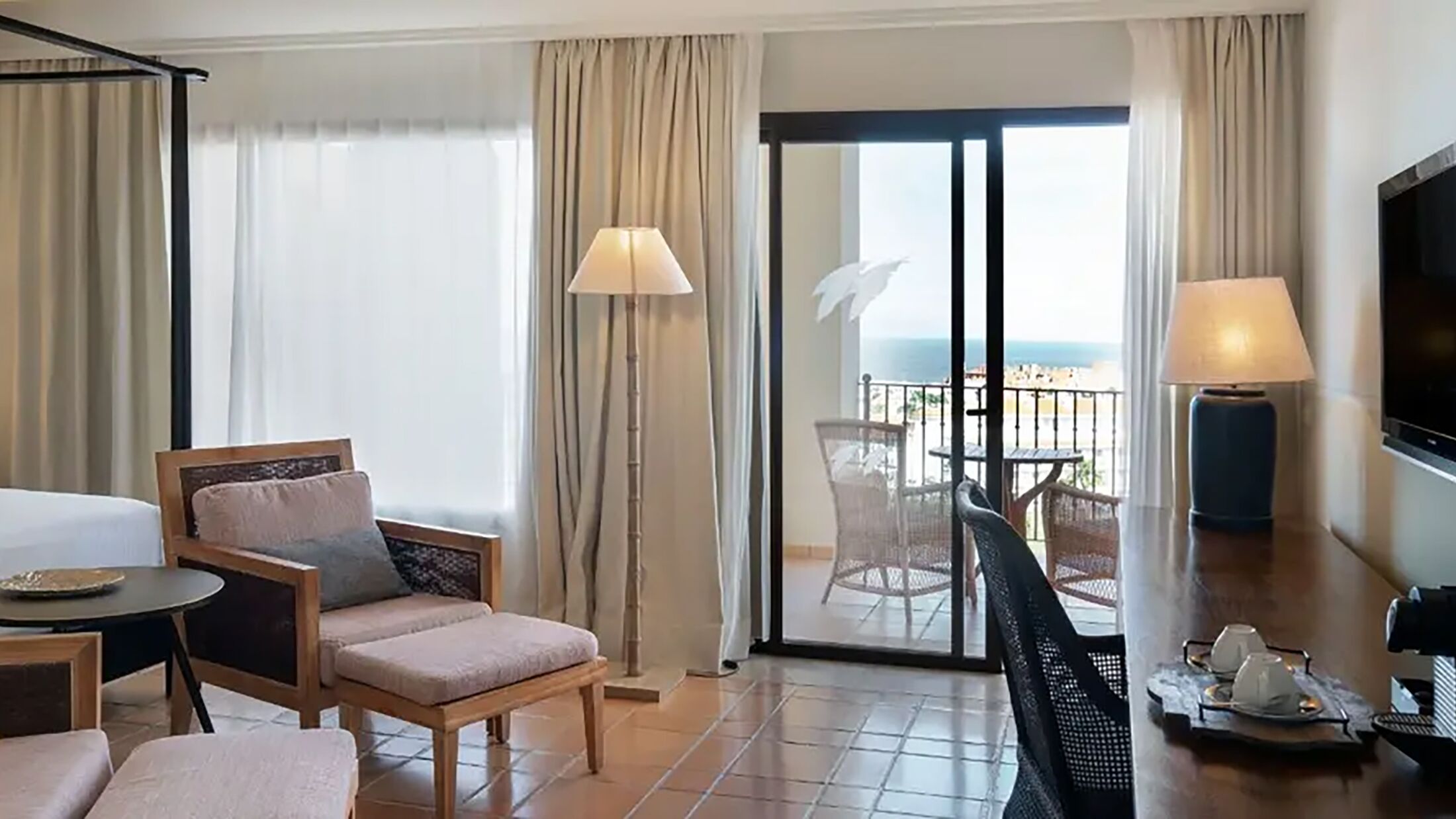 Vincci-Plantacion-2024-Deluxe-Solarium-Villa-002-115193-Hybris