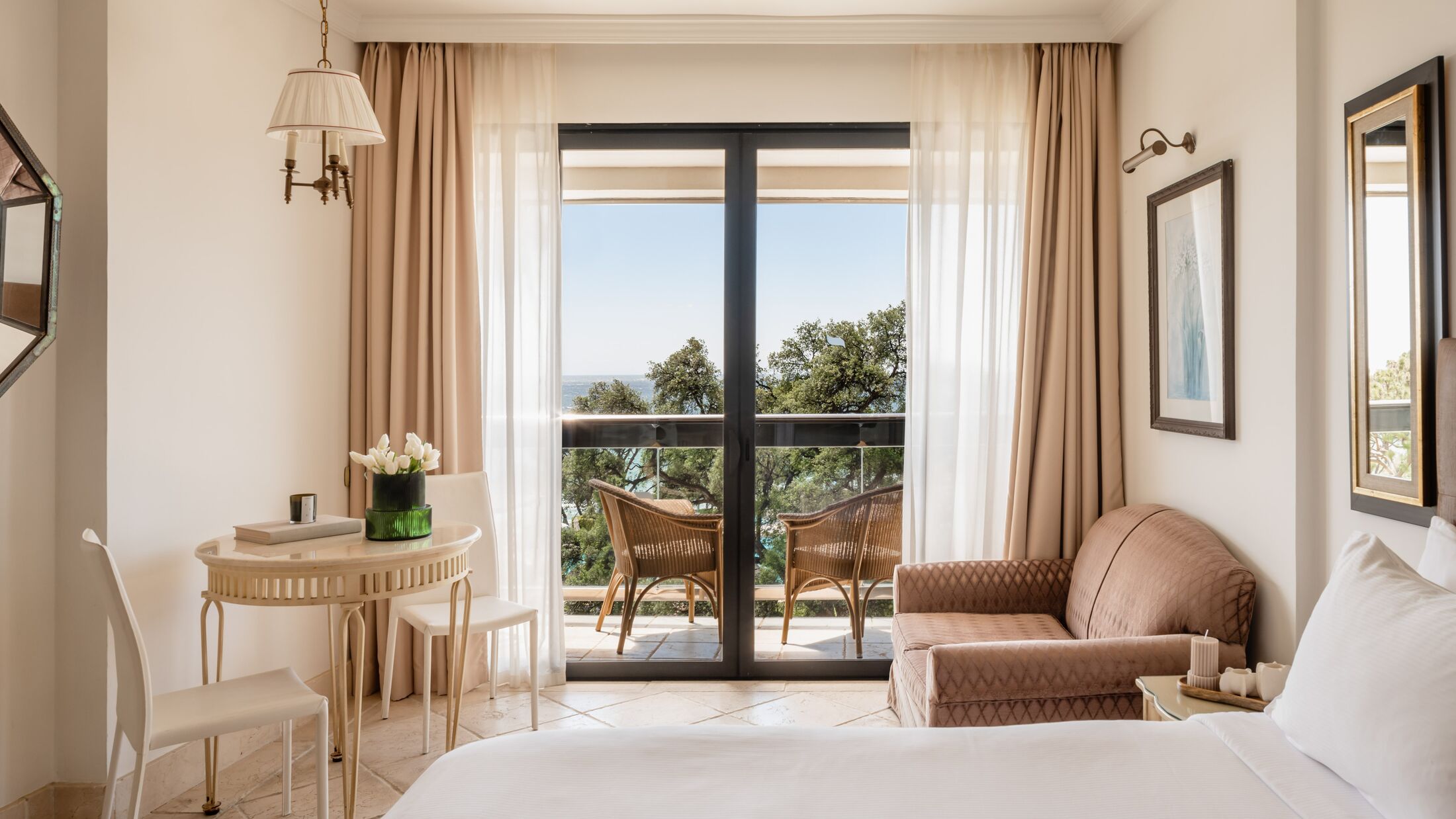 Premium Room with Garden View