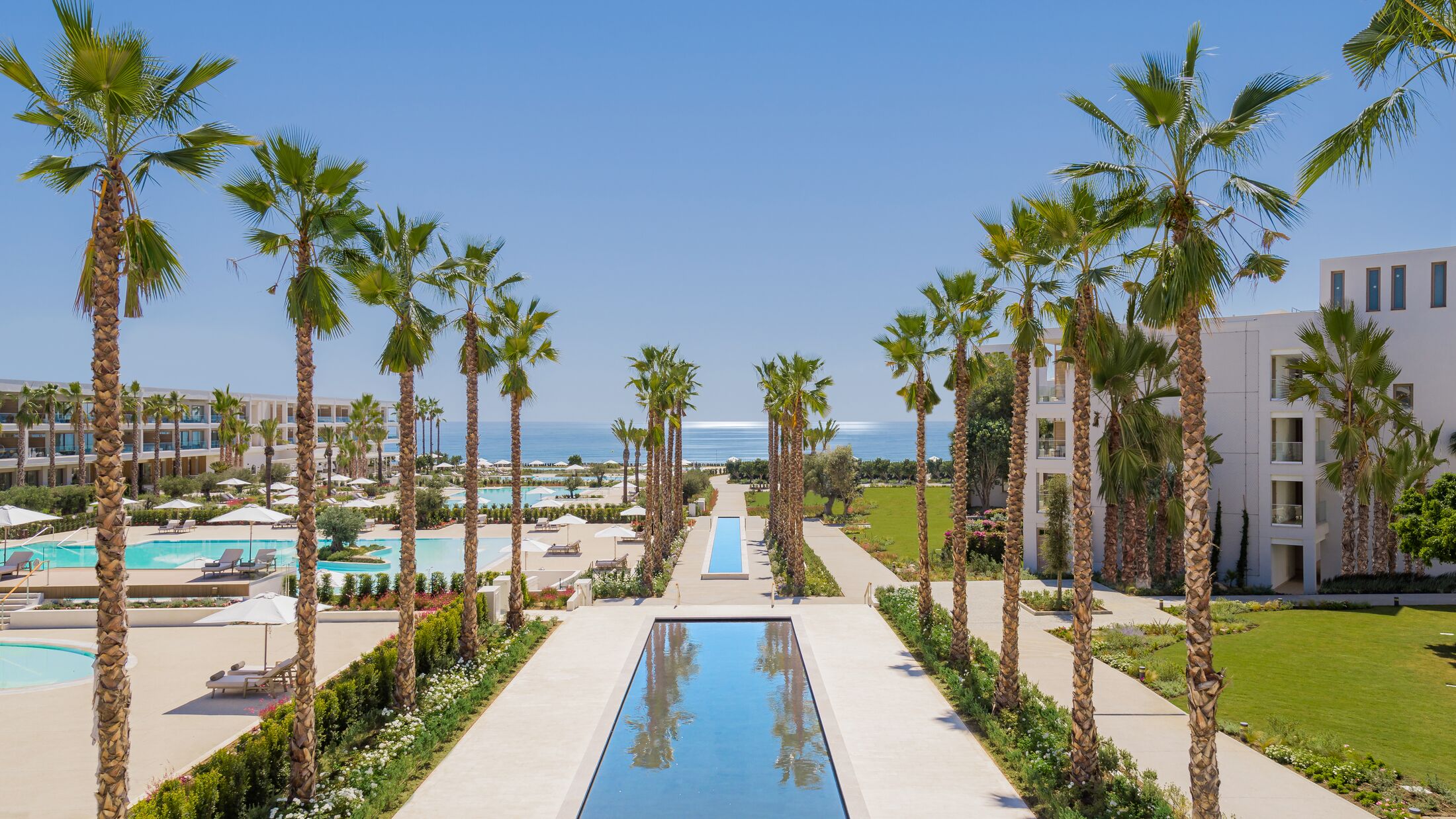 Ikos-Andalusia-2023-Palm-Lake-Boulevard-001-121616-Hybris