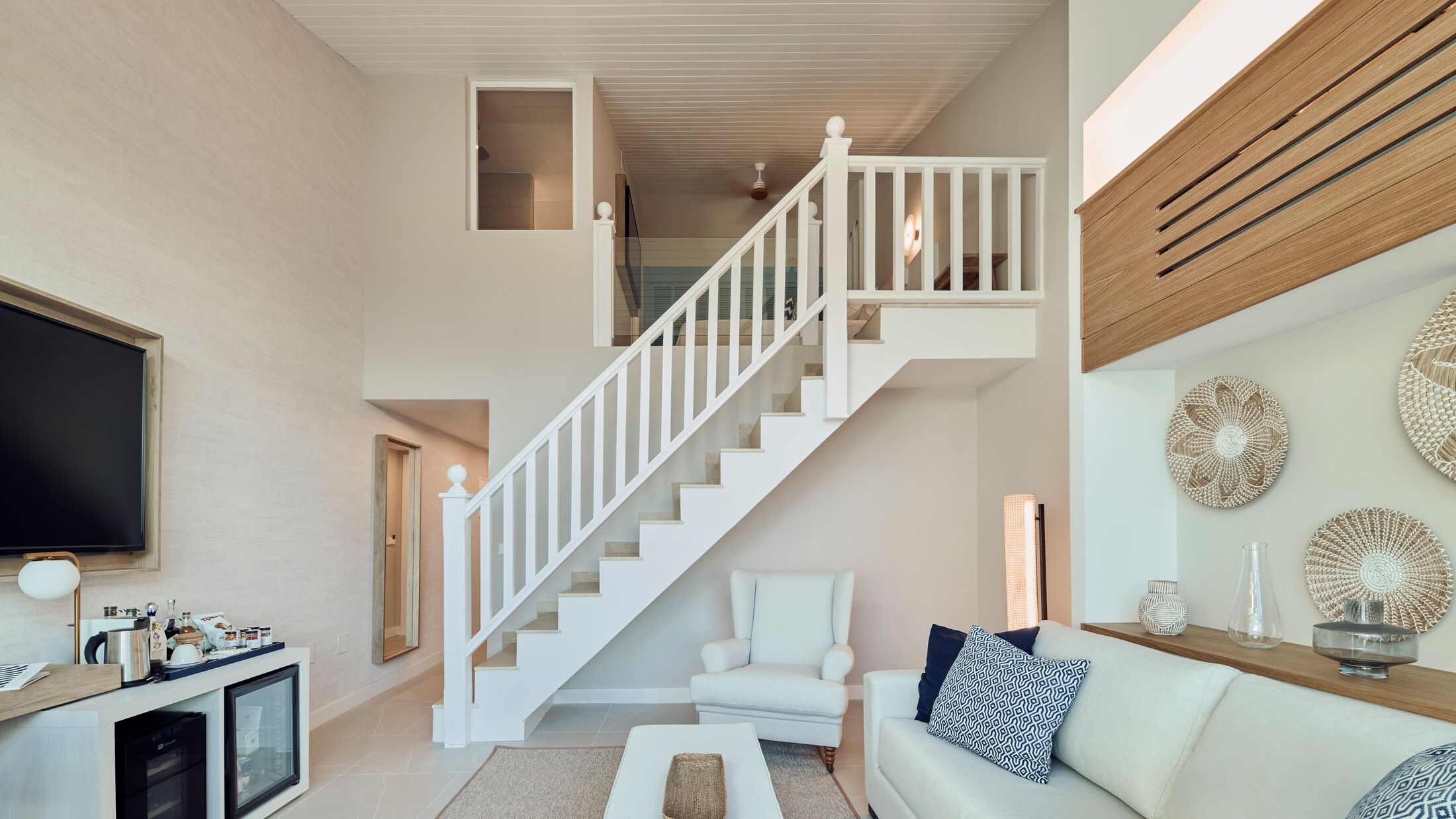 METT-Marbella-2024-Mezzanine-Suite-Sea-View-001-121987-Hybris