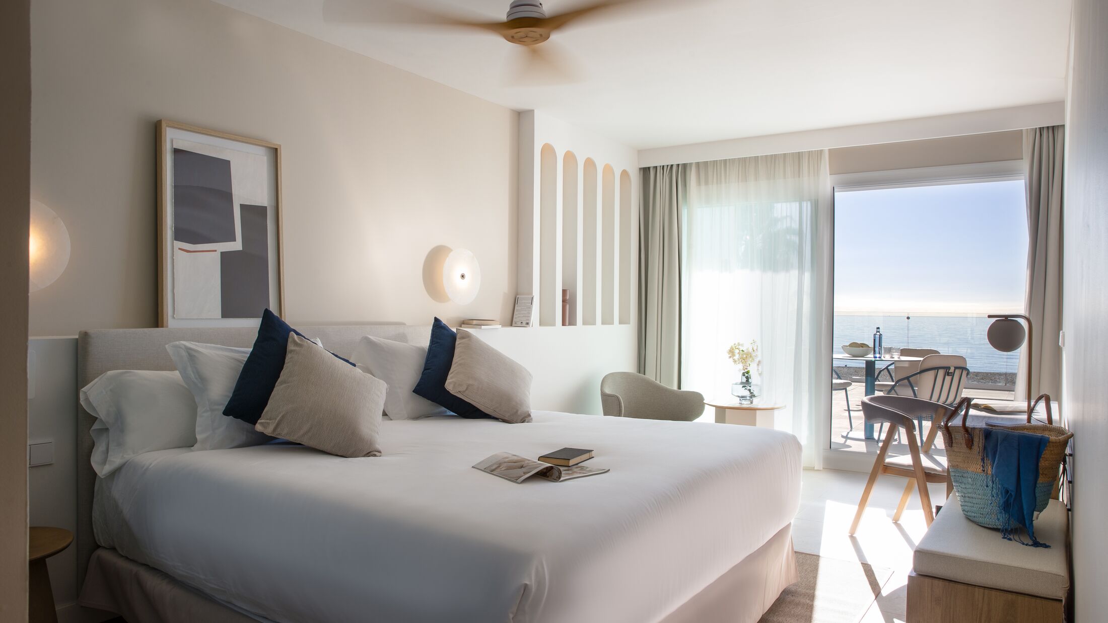 METT-Marbella-2024-Suite-Sea-View-001-121987-Hybris