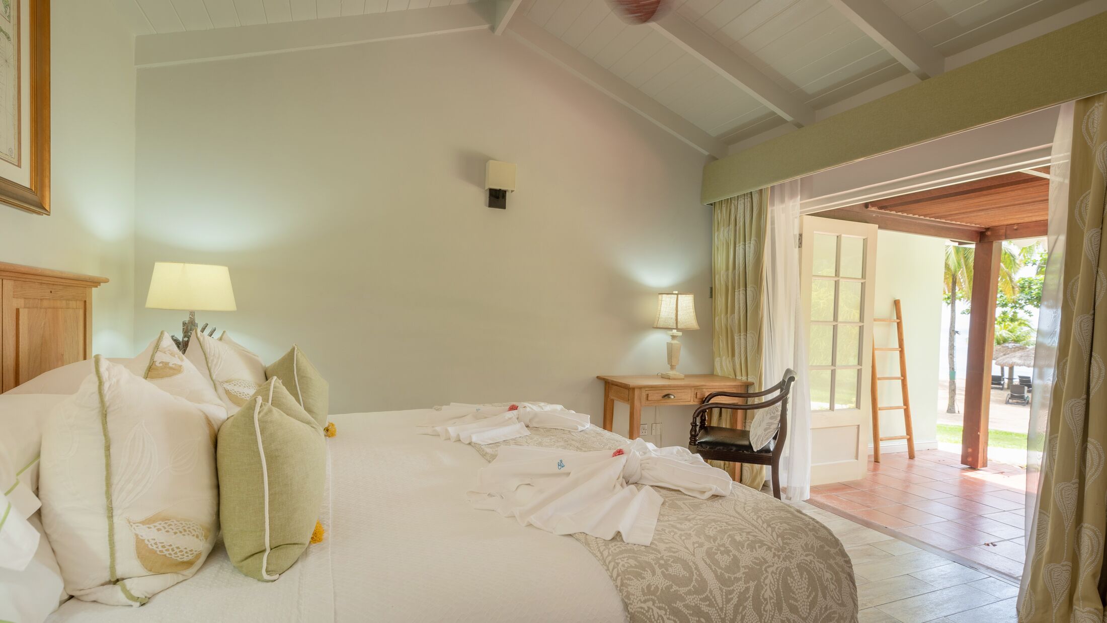 East-Winds-2023-Superior-Cottage-003-120290-Hybris