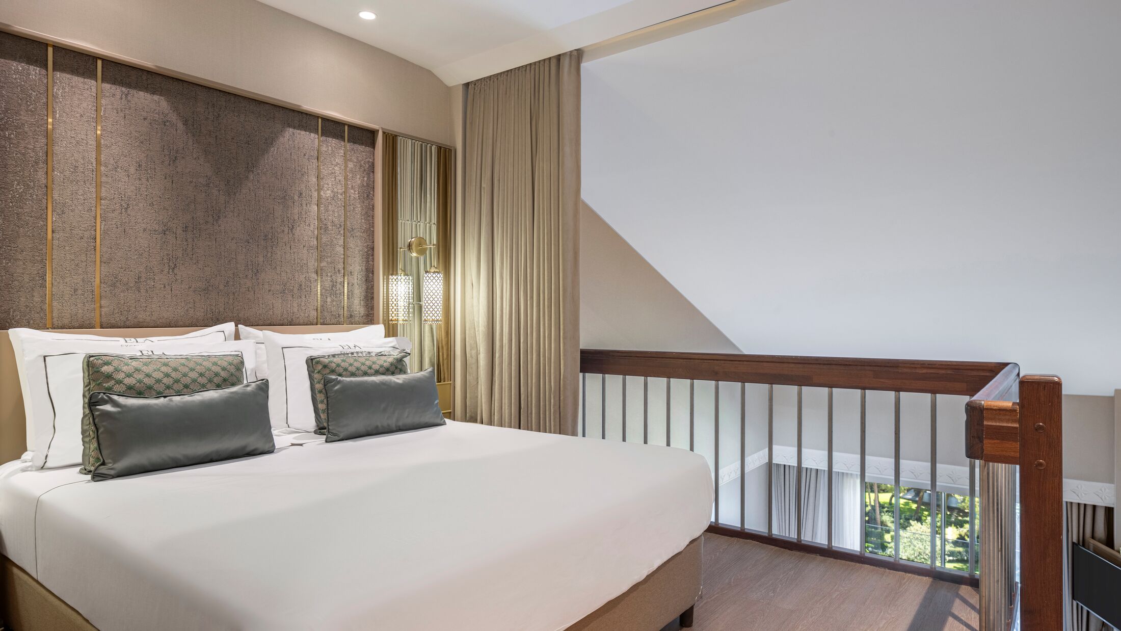 Family Duplex Suite with Forest View