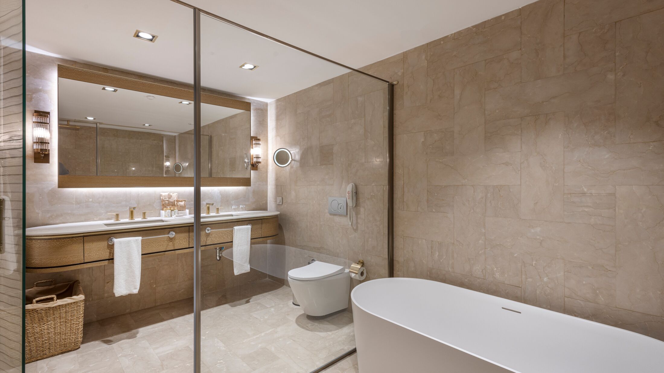 Premier Rooftop Suite