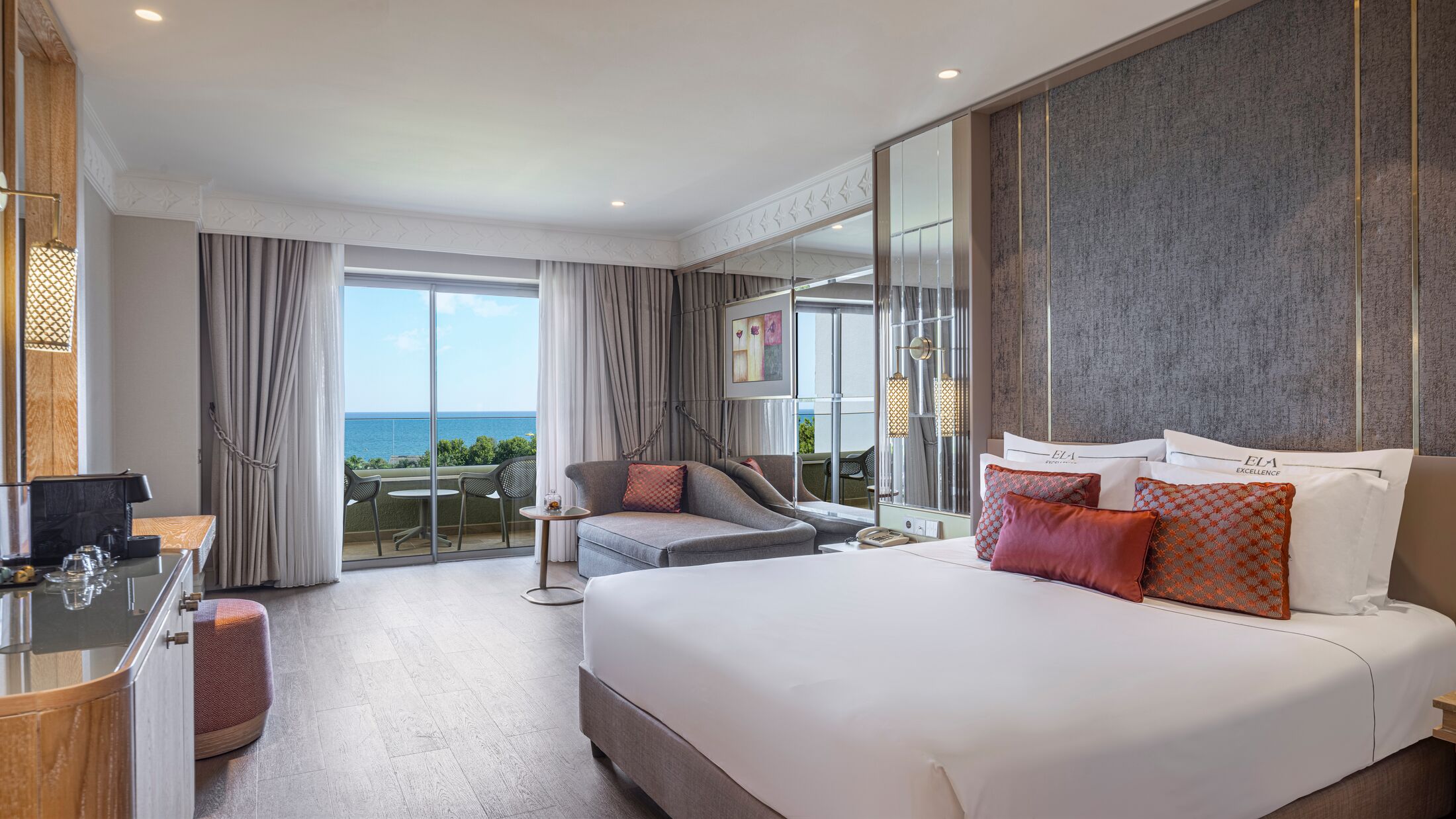 Superior room with Sea View