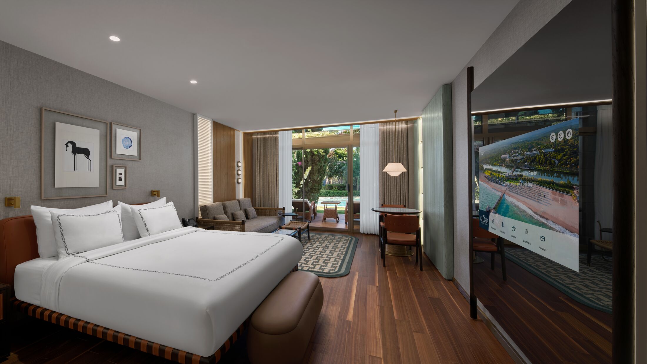 Superior Laguna Room