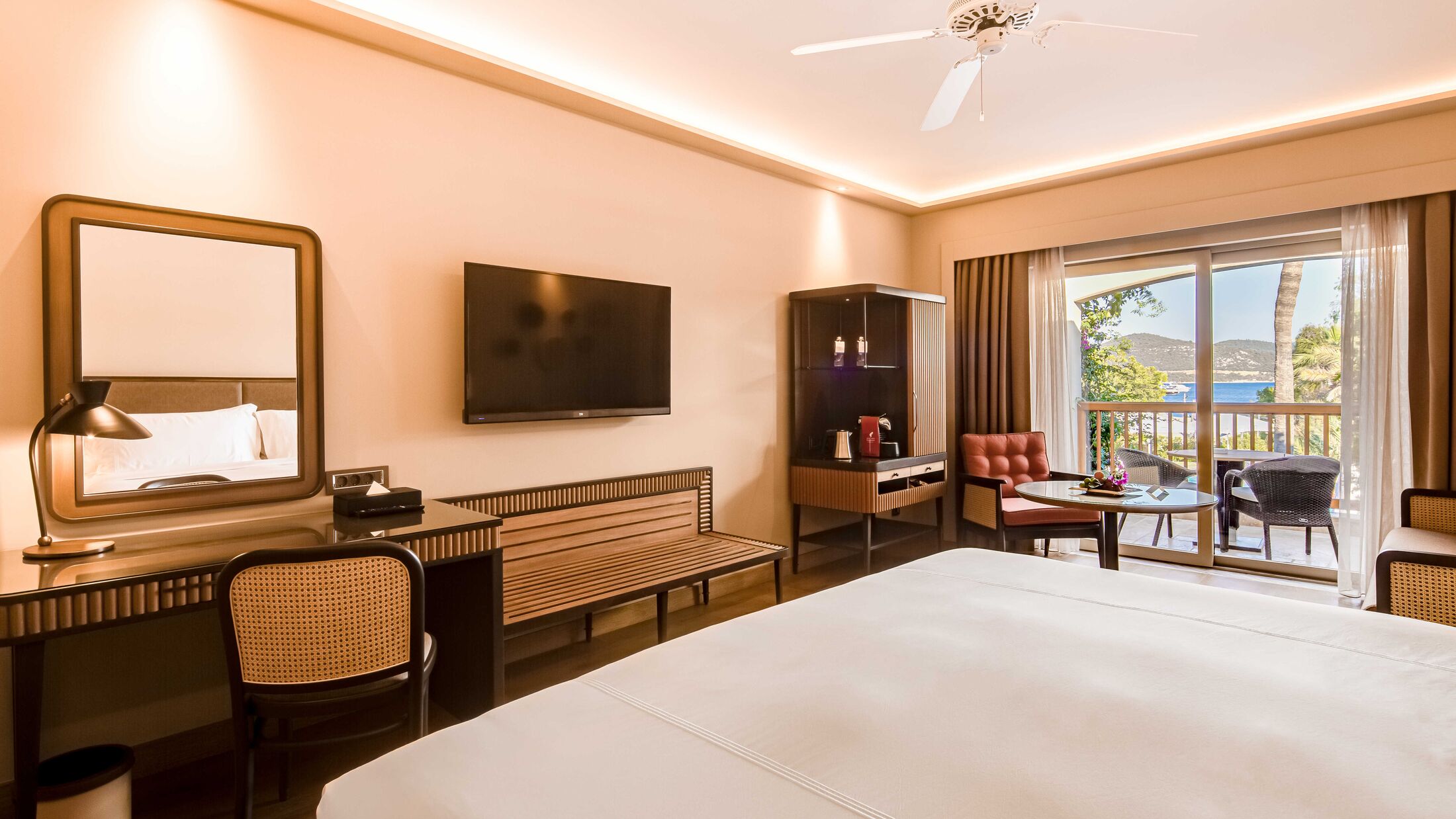 Deluxe Room with Pool View