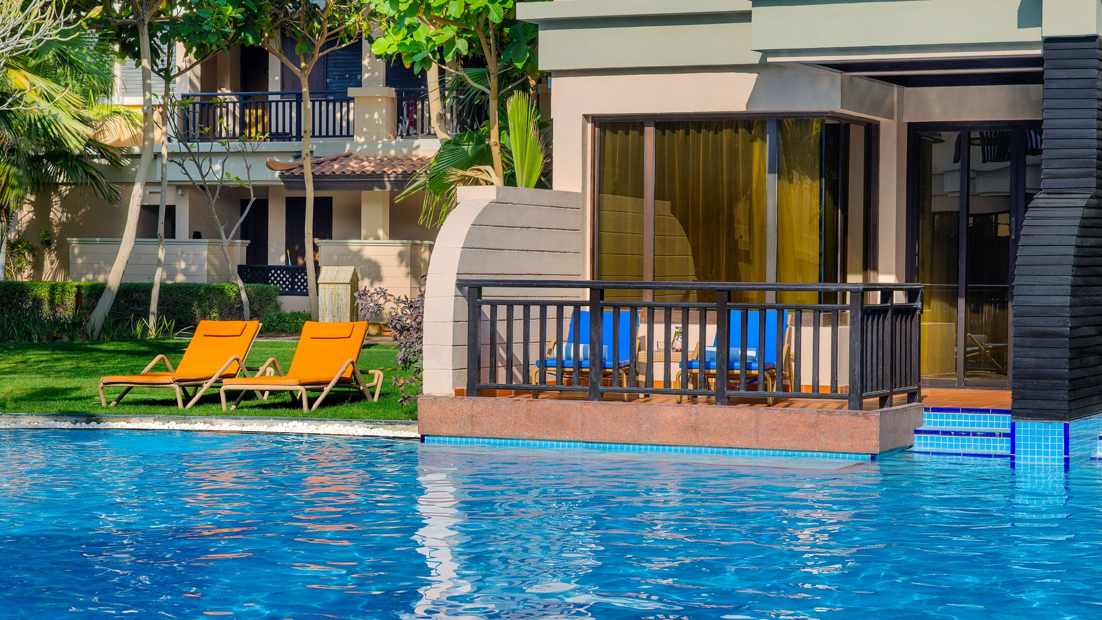 Deluxe Room with Lagoon Access