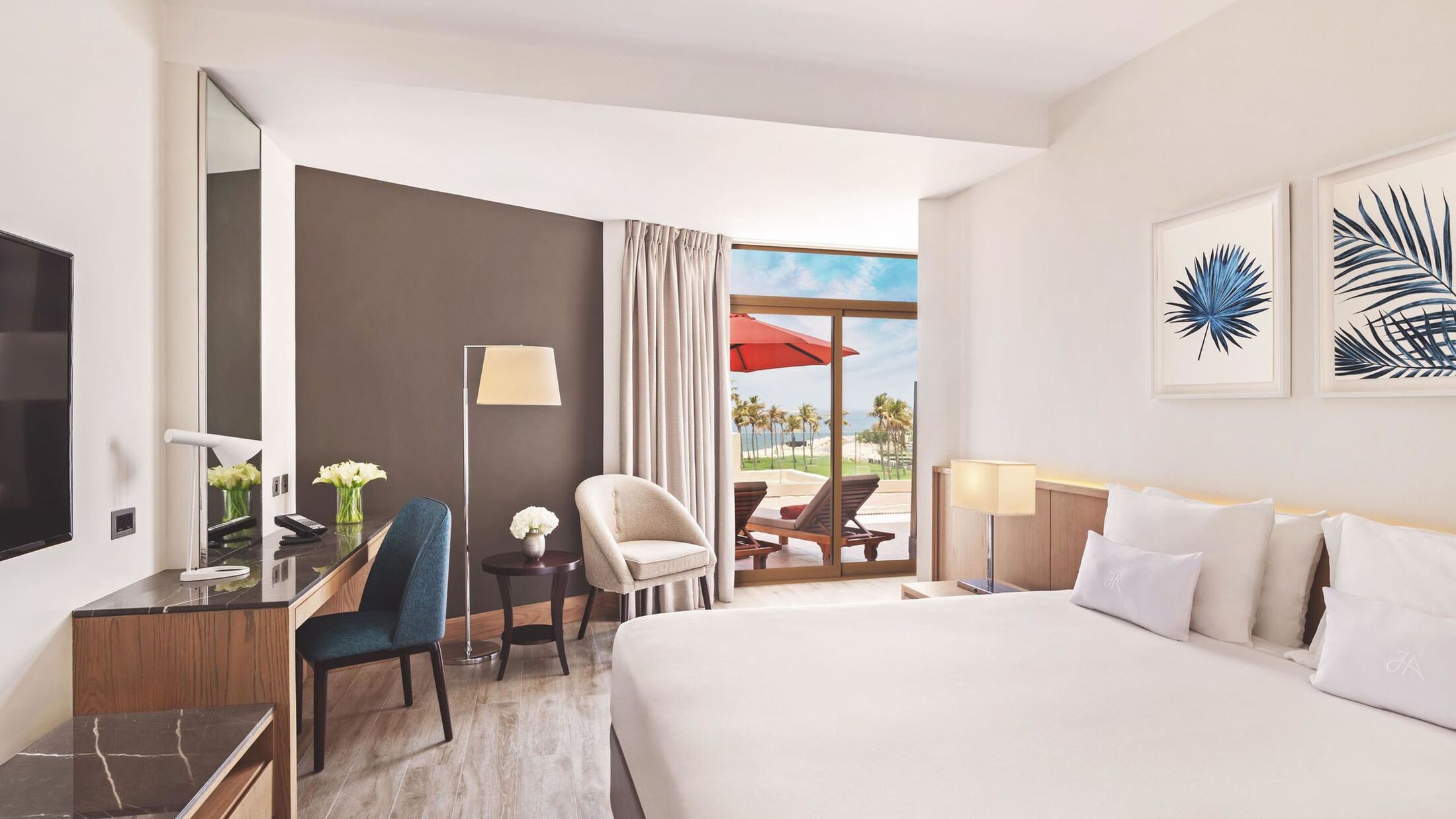 Deluxe Sea View Room