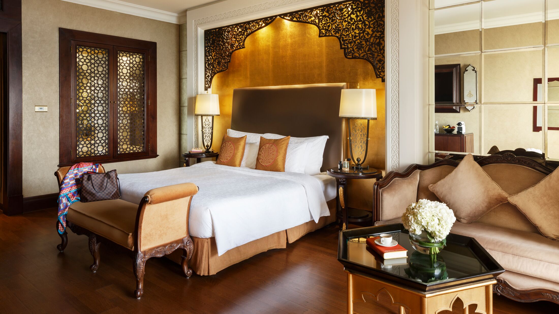 Jumeirah-Zabeel-Saray-2024-Deluxe-Room-002-118945-Hybris