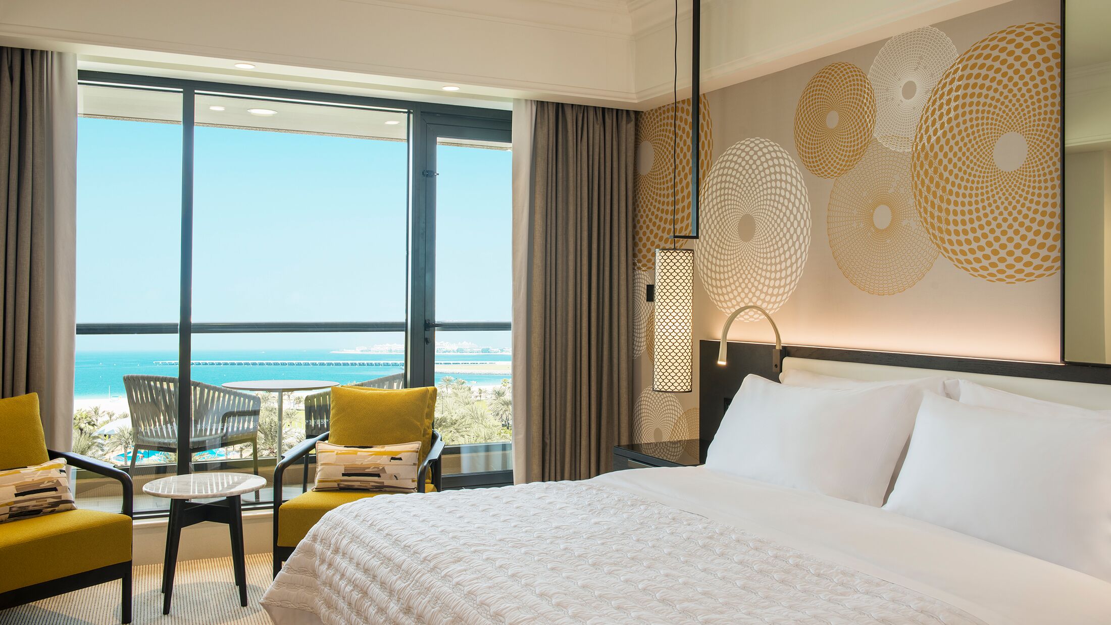 Le-Royal-Meridien-2025-Super-Deluxe-Room-Sea-View-001-108277-Hybris