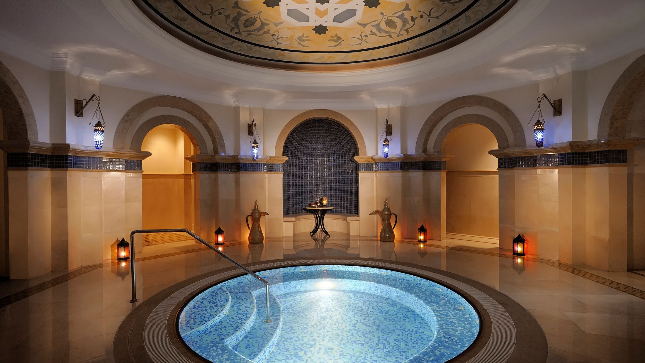 DXB.A.2012.113659.014.jpg-Hybris