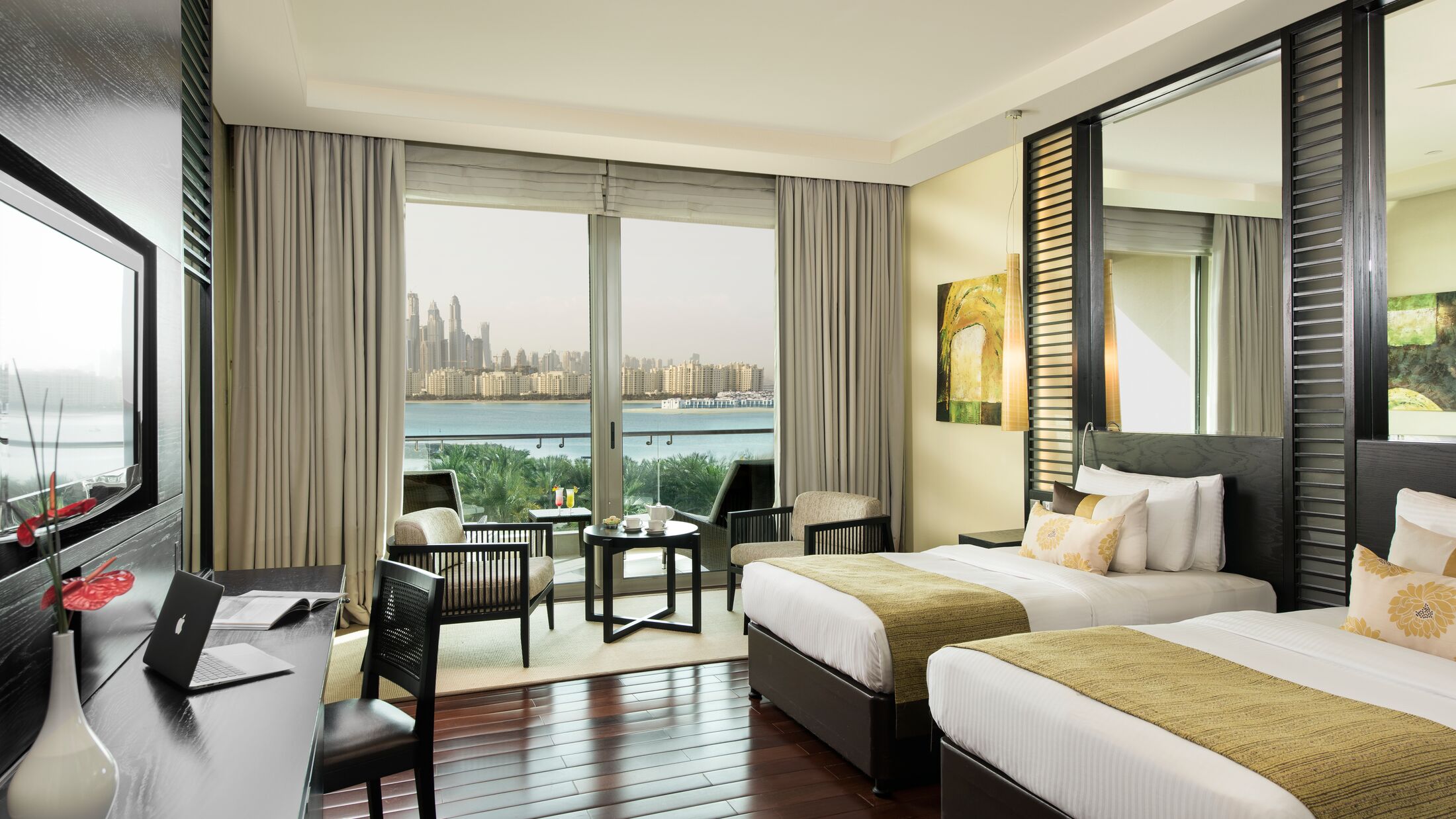 Rixos-Palm-2024-Deluxe-Room-003-121958-Hybris