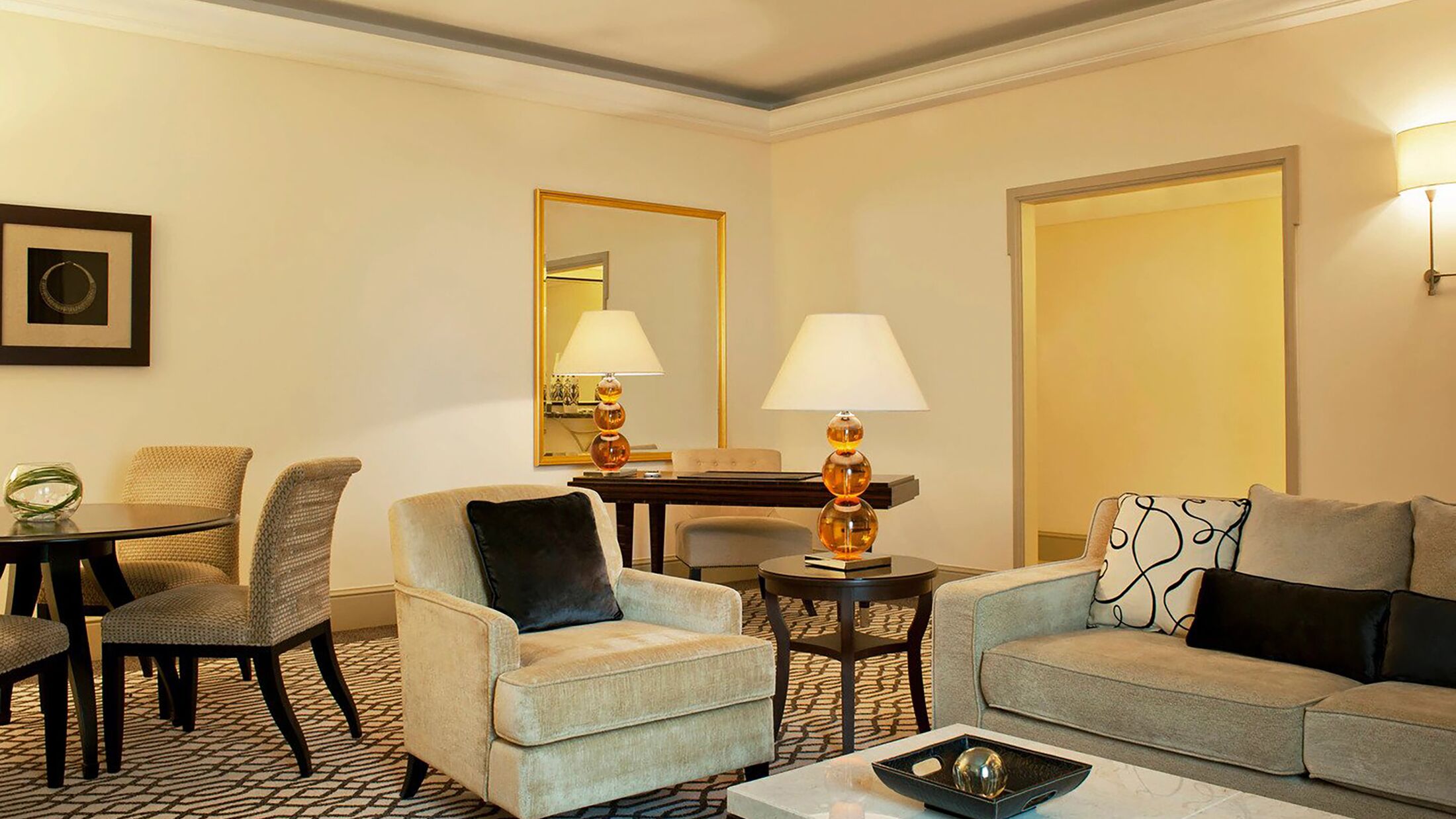 Westin-Mina-Seyahi-2022-Deluxe-Suite-001-116737-Hybris