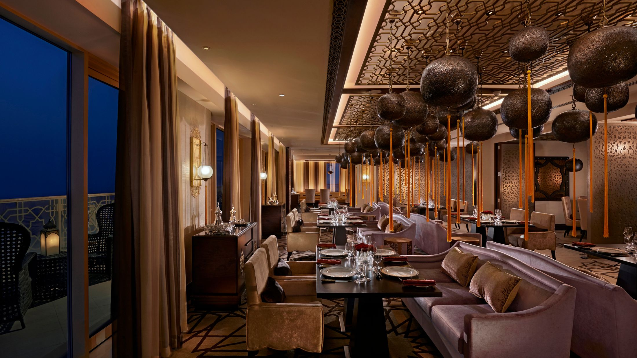 RKT.A.2014.119776.014.jpg-Hybris