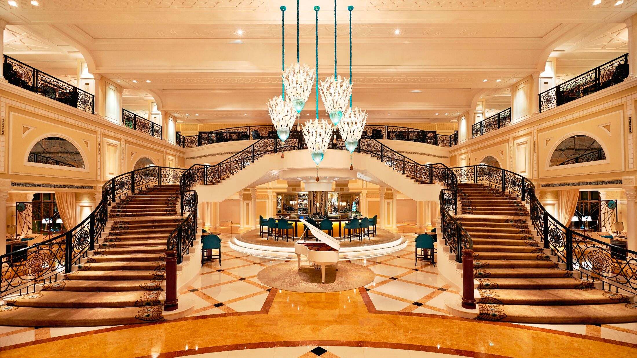 Waldorf-Astoria-Ras-Al-Khaimah-2022-Peacock-Alley-003-119776-Hybris