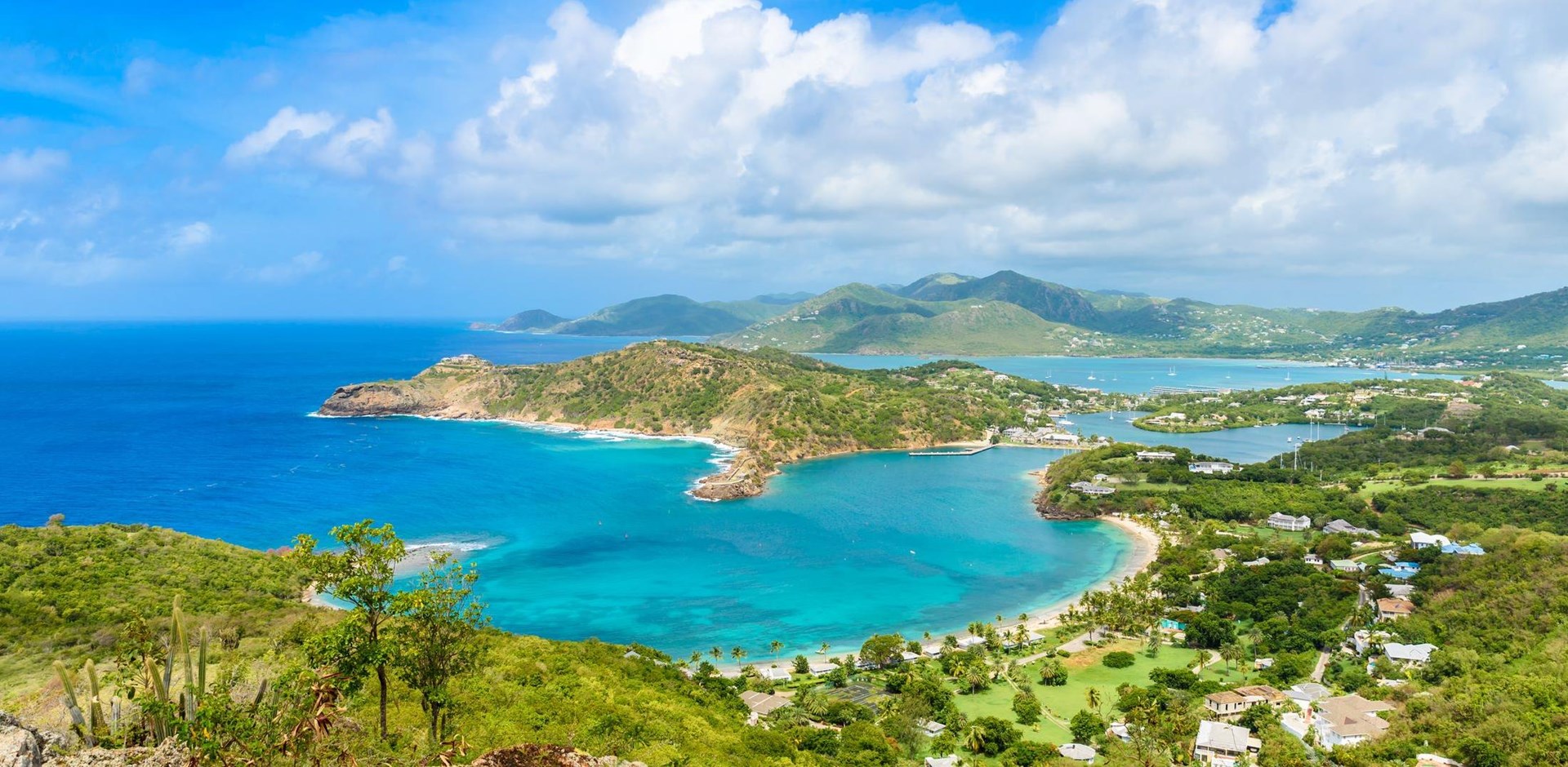 050004-Shirley-Heights-antigua-shutterstock_740362567-Hybris