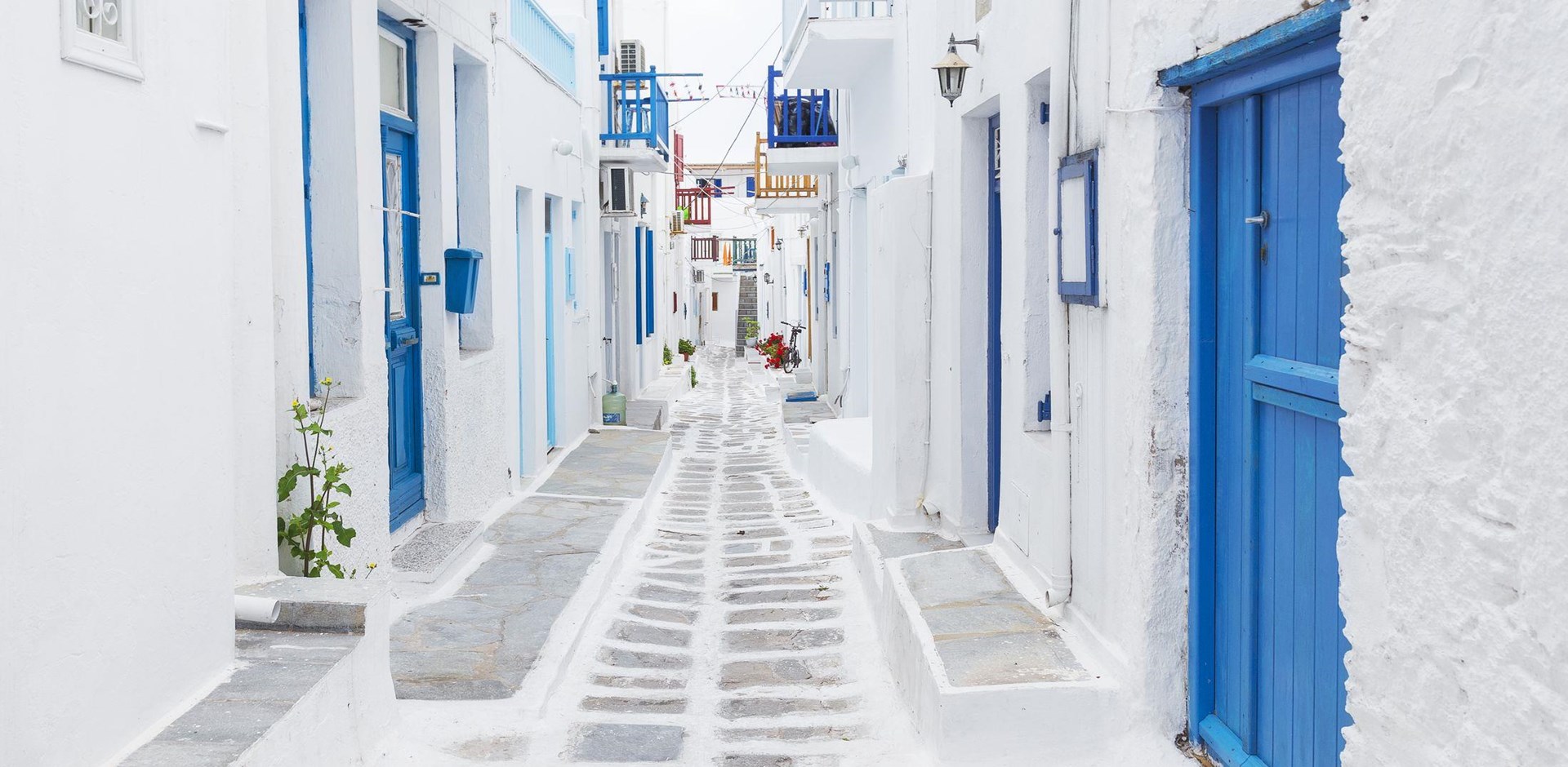 050130-Mykonos-greece-shutterstock-357021788-Hybris