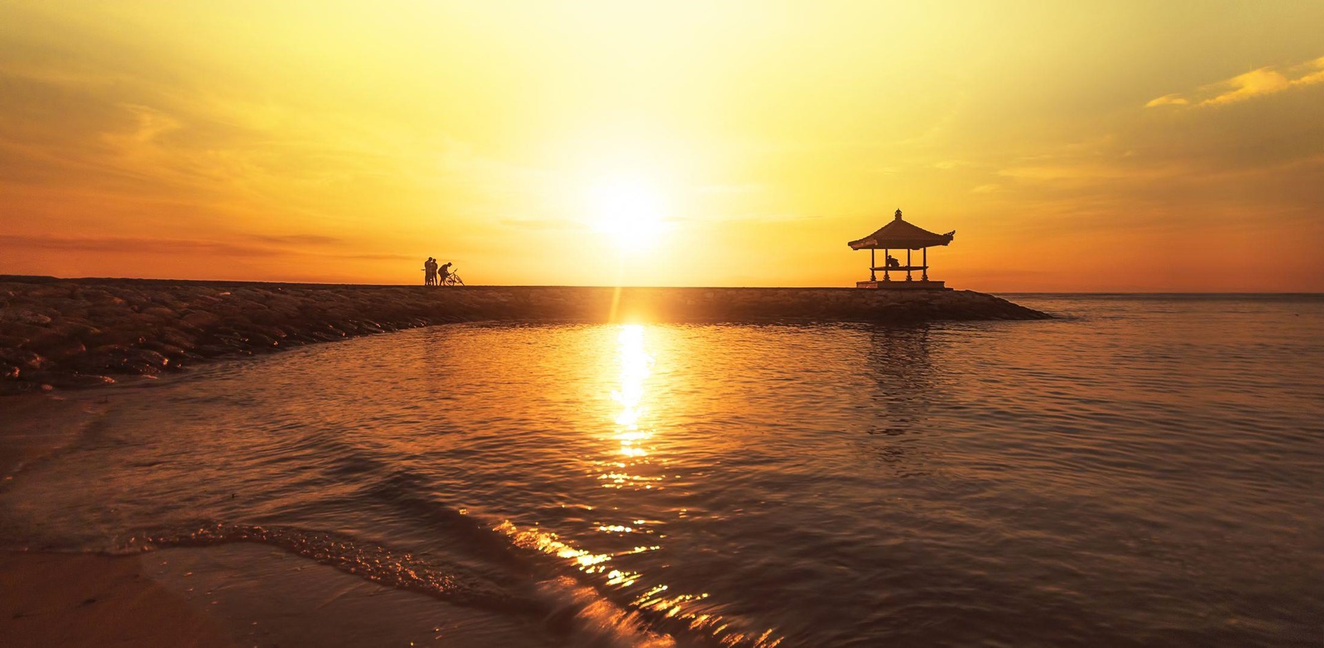 000143-Sanur-bali-shutterstock_573179311-Hybris