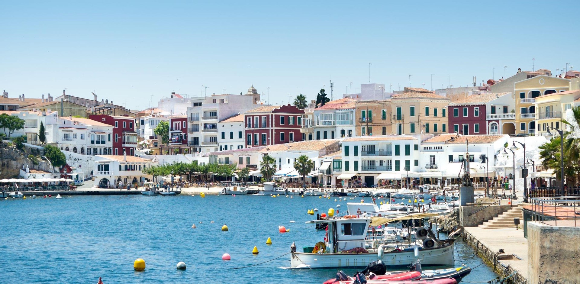 000682-Mahon-menorca-shutterstock_554320489-Hybris
