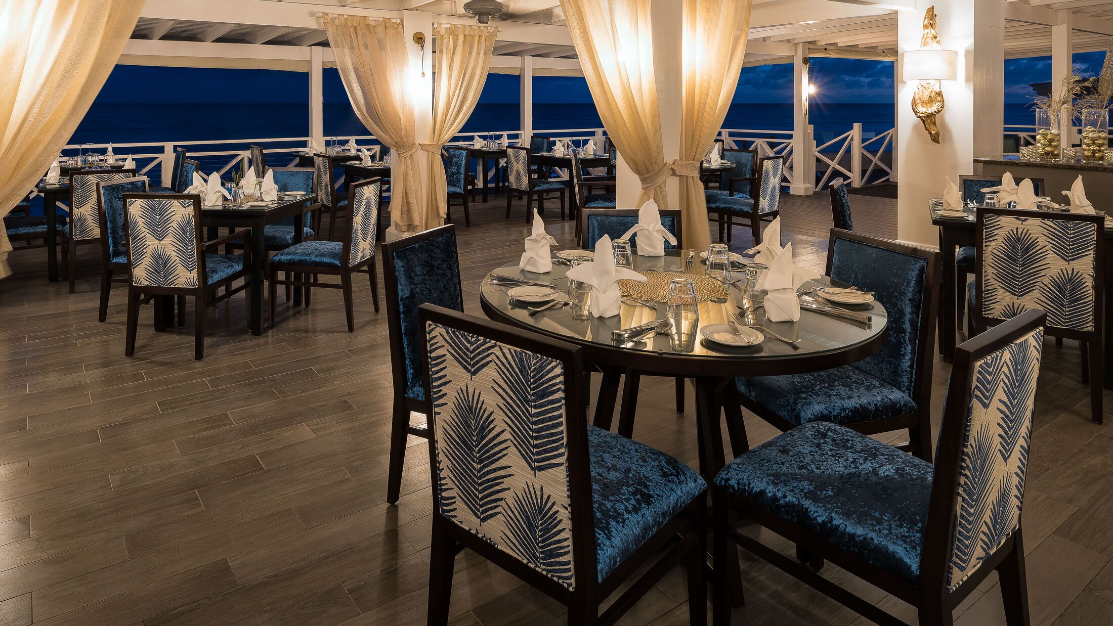 Sea-Breeze-2024-Curelean-Restaurant-001-119497-Hybris