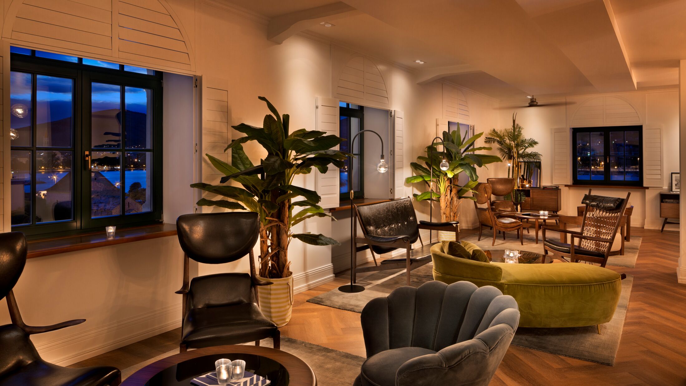 121391-Lobby-Bar-002-Hybris