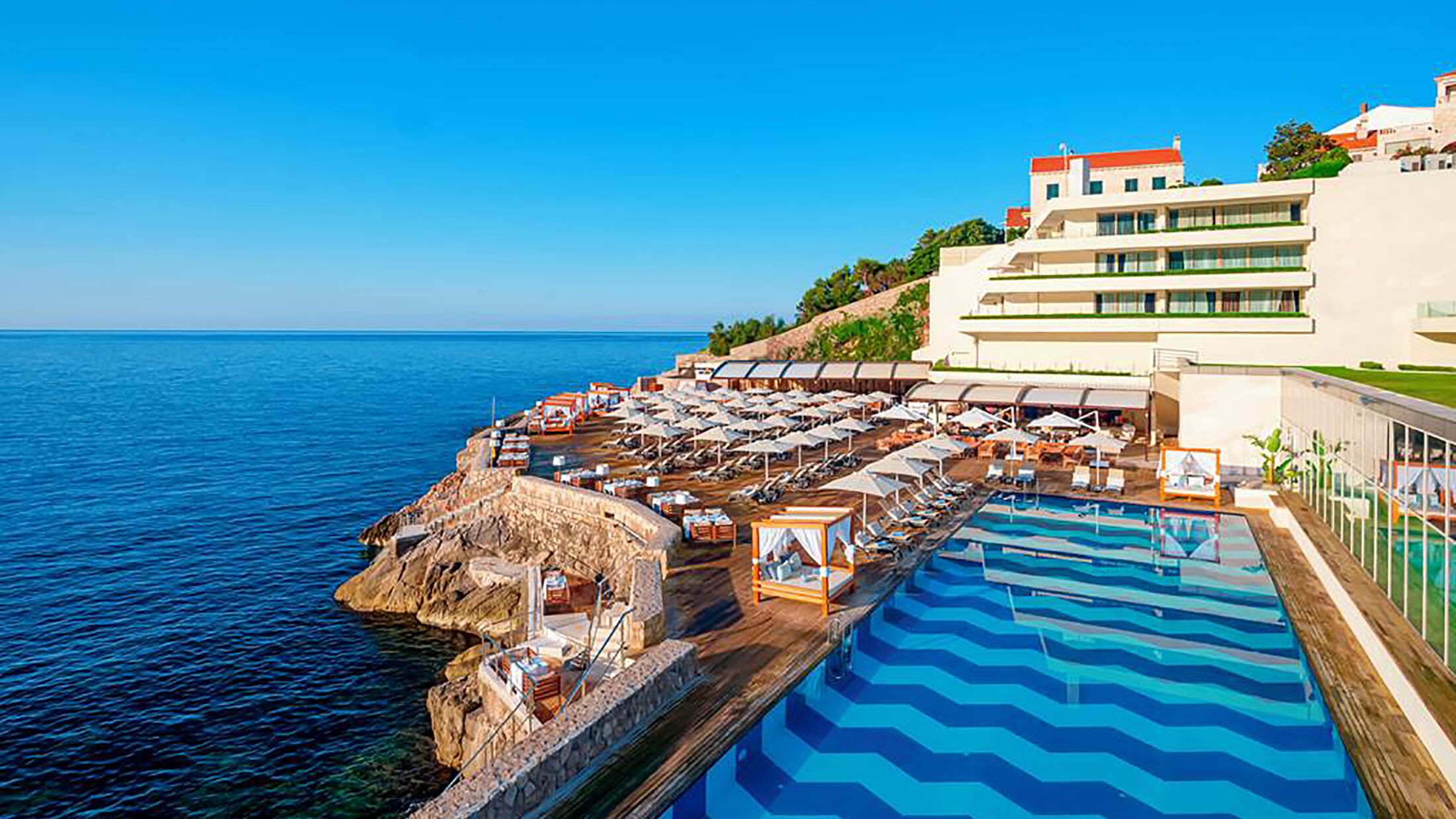 Rixos-Premium-2023-Swimming-Pool-001-121866-Hybris