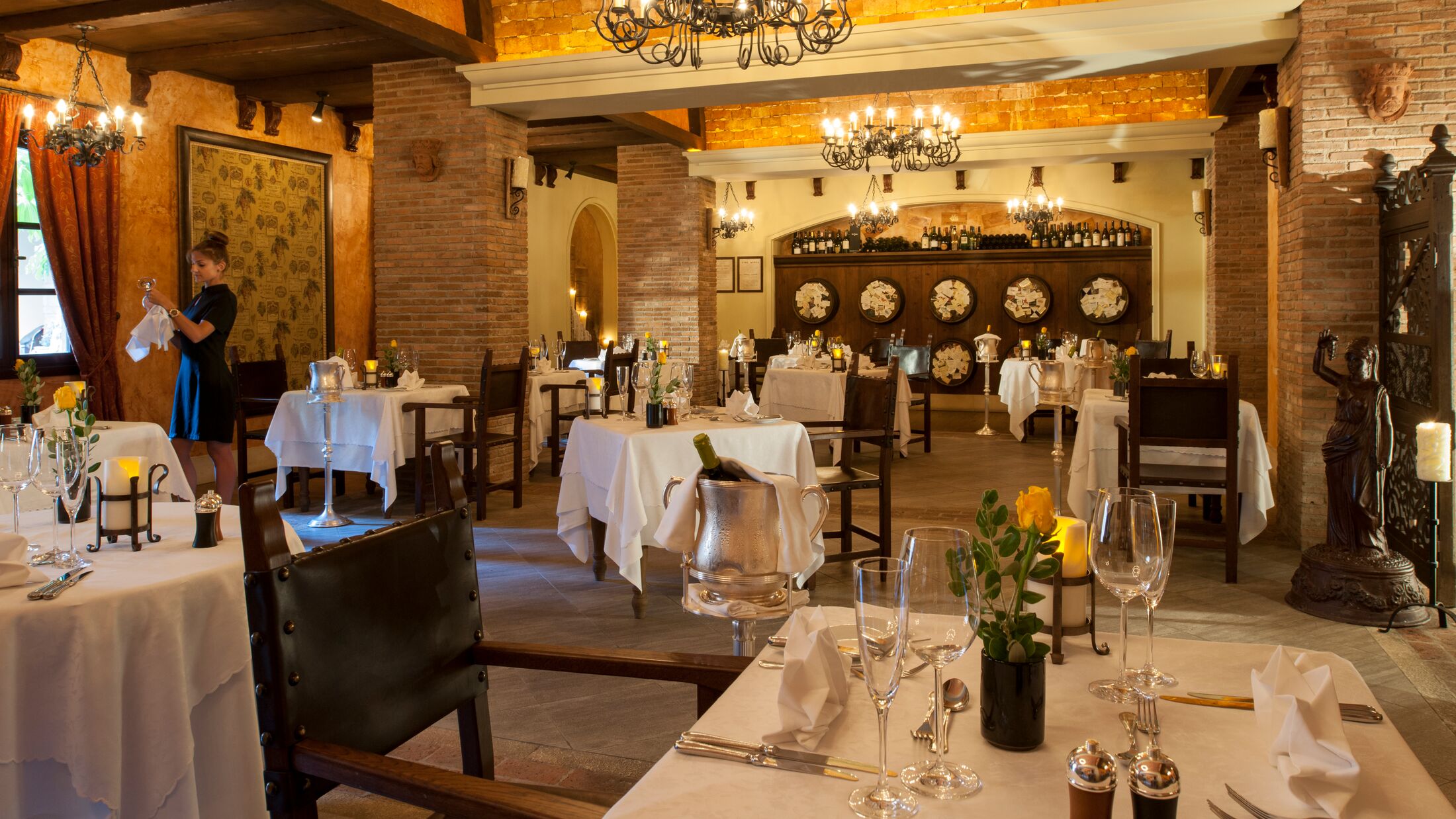 Elysium-2023-Bacco-Restaurant-001-108984-Hybris