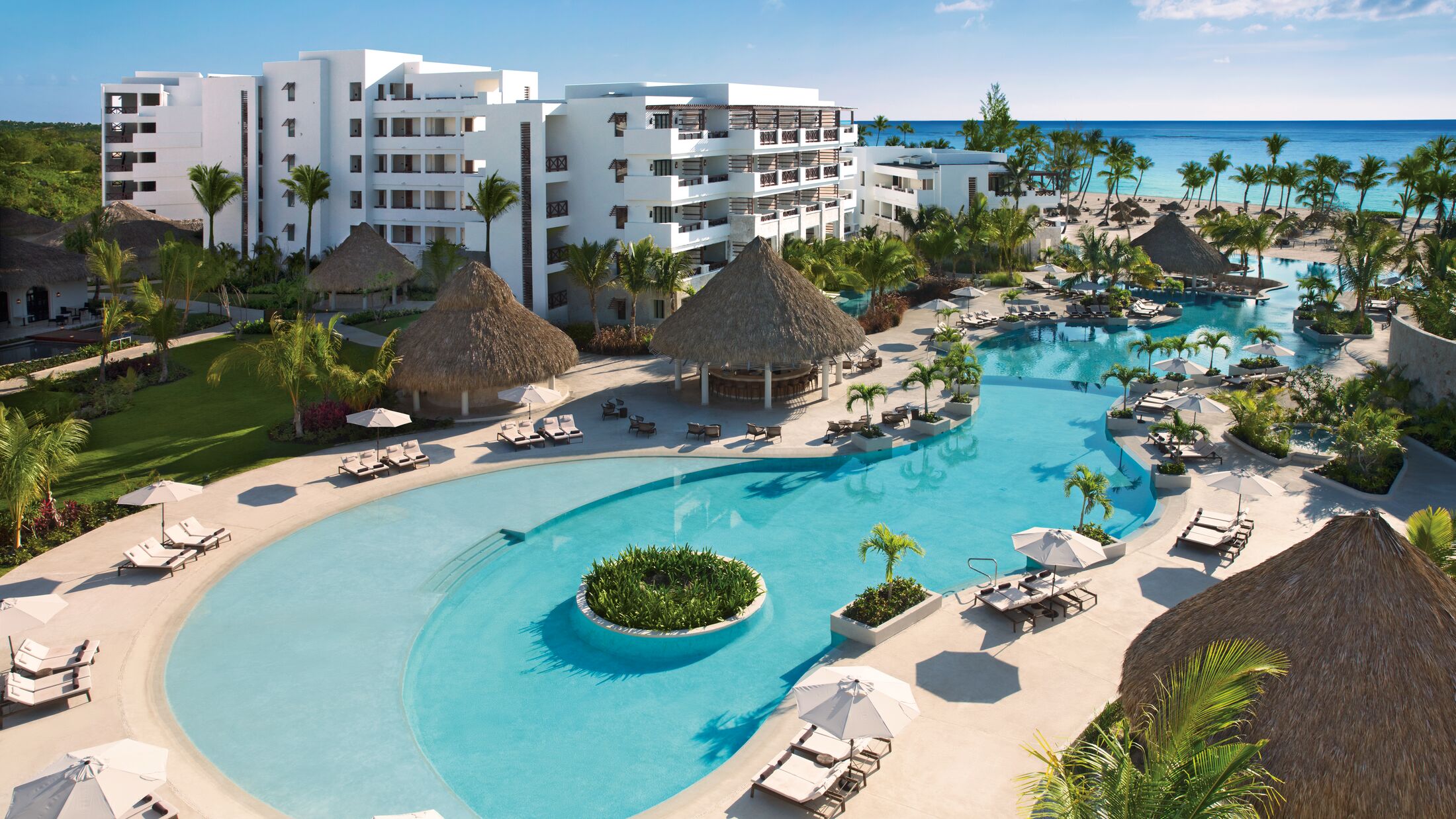 Secrets-Cap-Cana-2023-Swimming-Pool-001-121887-Hybris