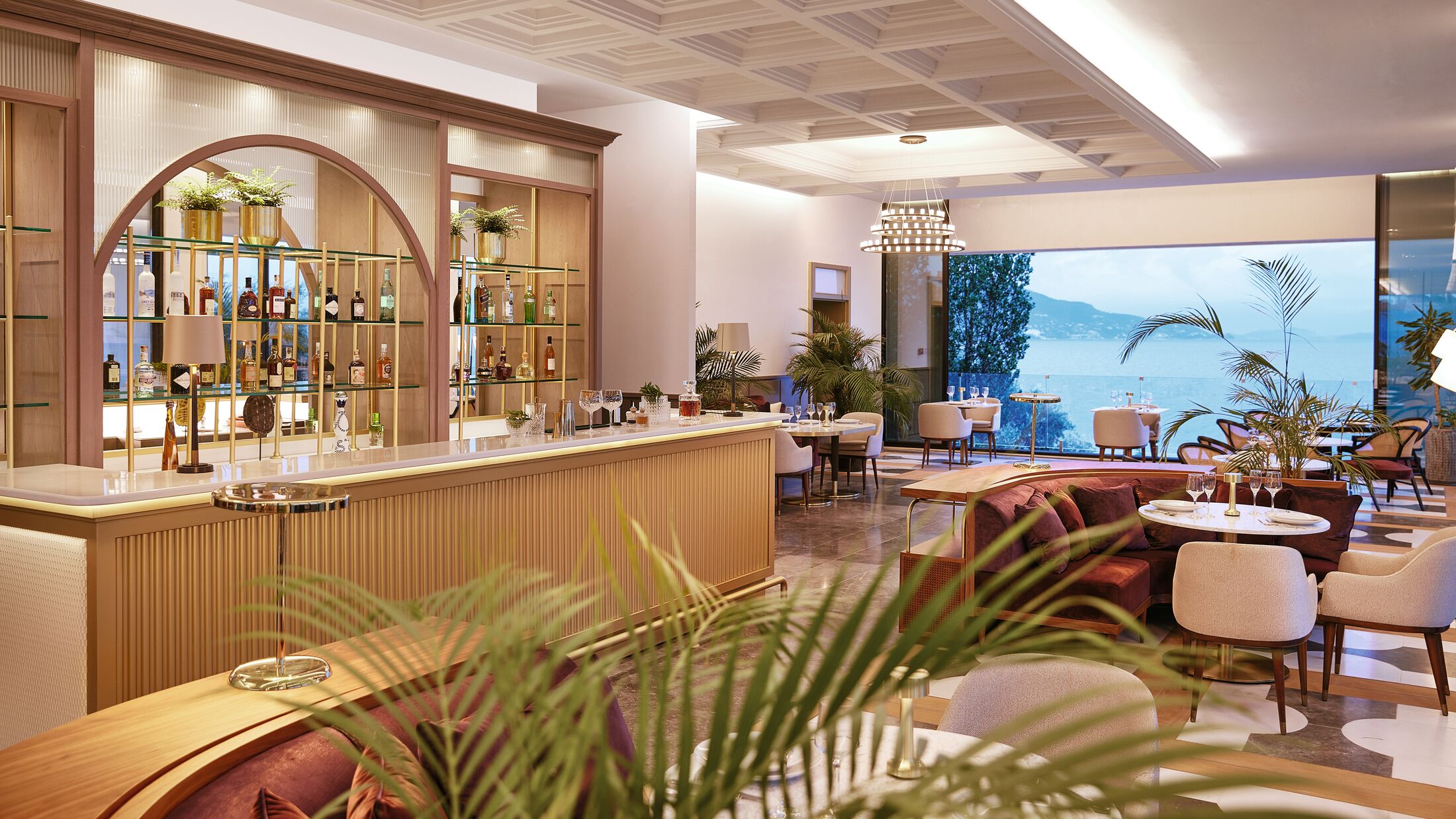 Grecotel-Imperial-Corfu-2022-Merlins-Bar-Restaurant-001-104533-Hybris