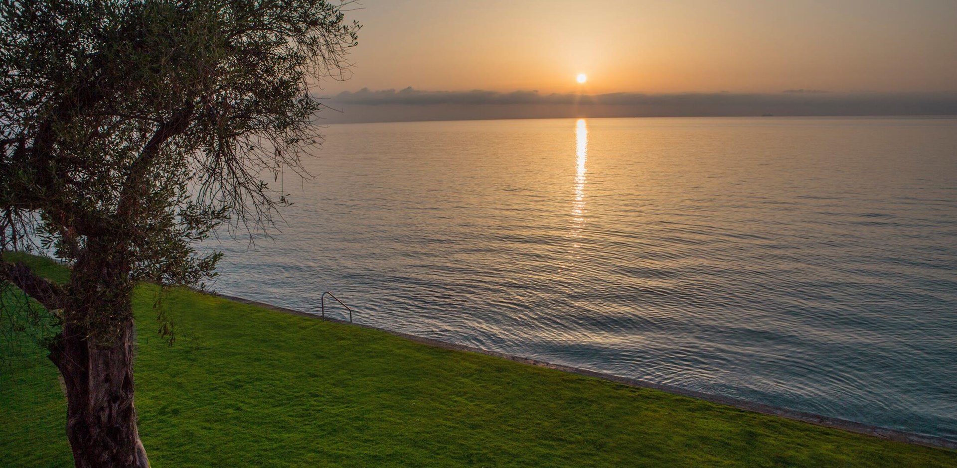 Domes-Miramare-2022-Sunrise-View-002-121333-Hybris