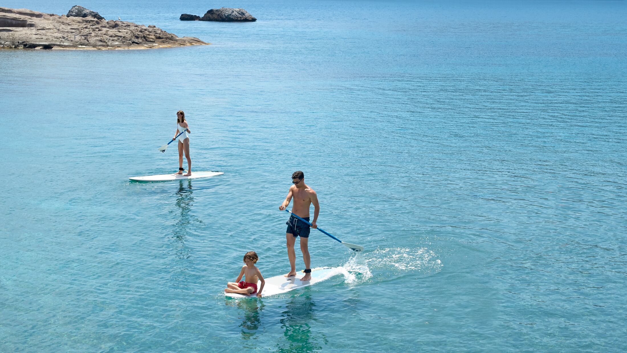 Ikos-Odisia-2022-Family-Paddleboard-001-121822-Hybris