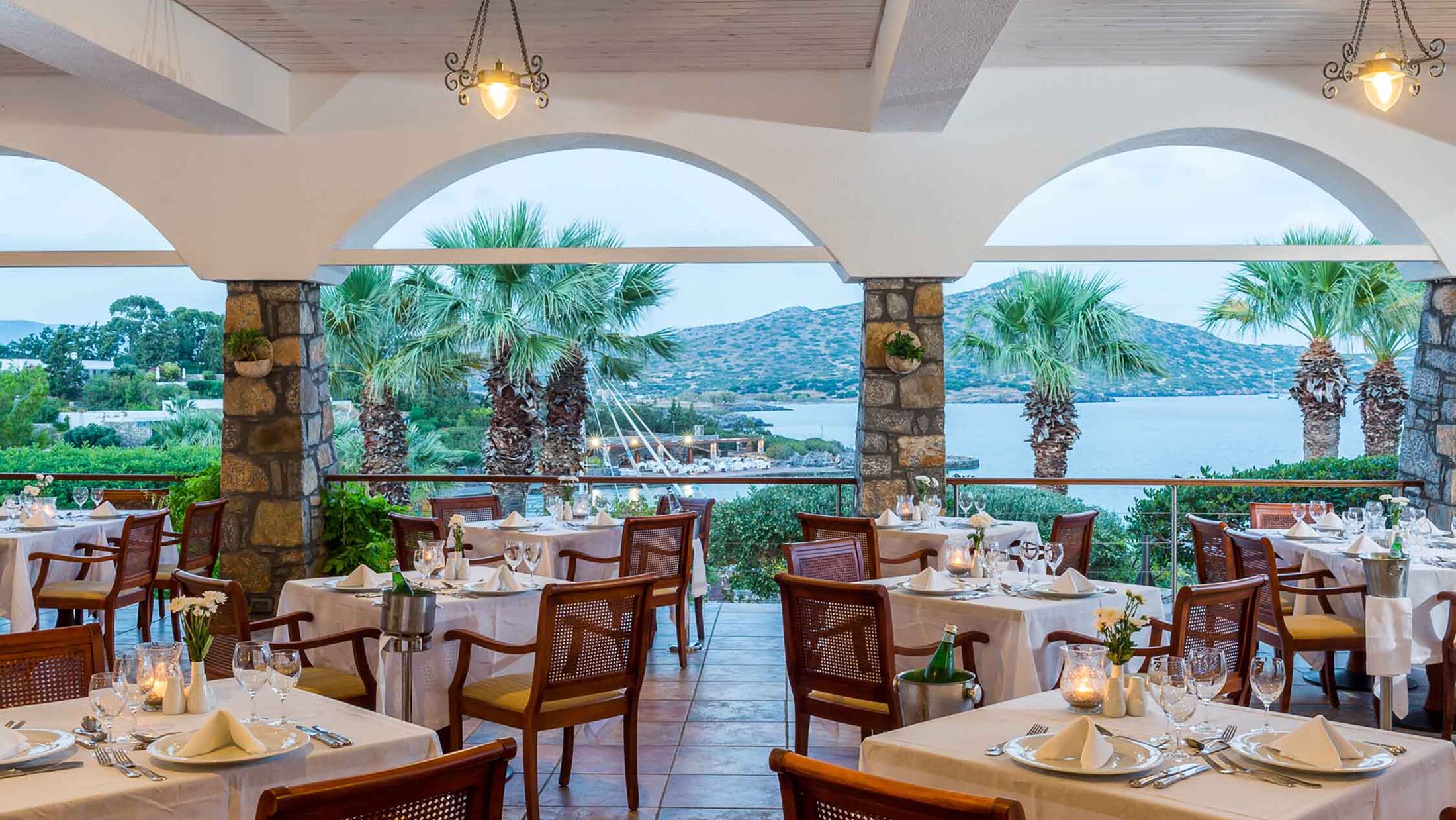 Elounda-Bay-2022-Aretoussa-001-101361-Hybris