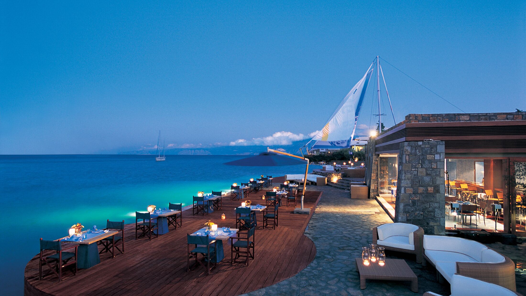 Elounda-Bay-2022-F-Restaurant-001-101361-Hybris