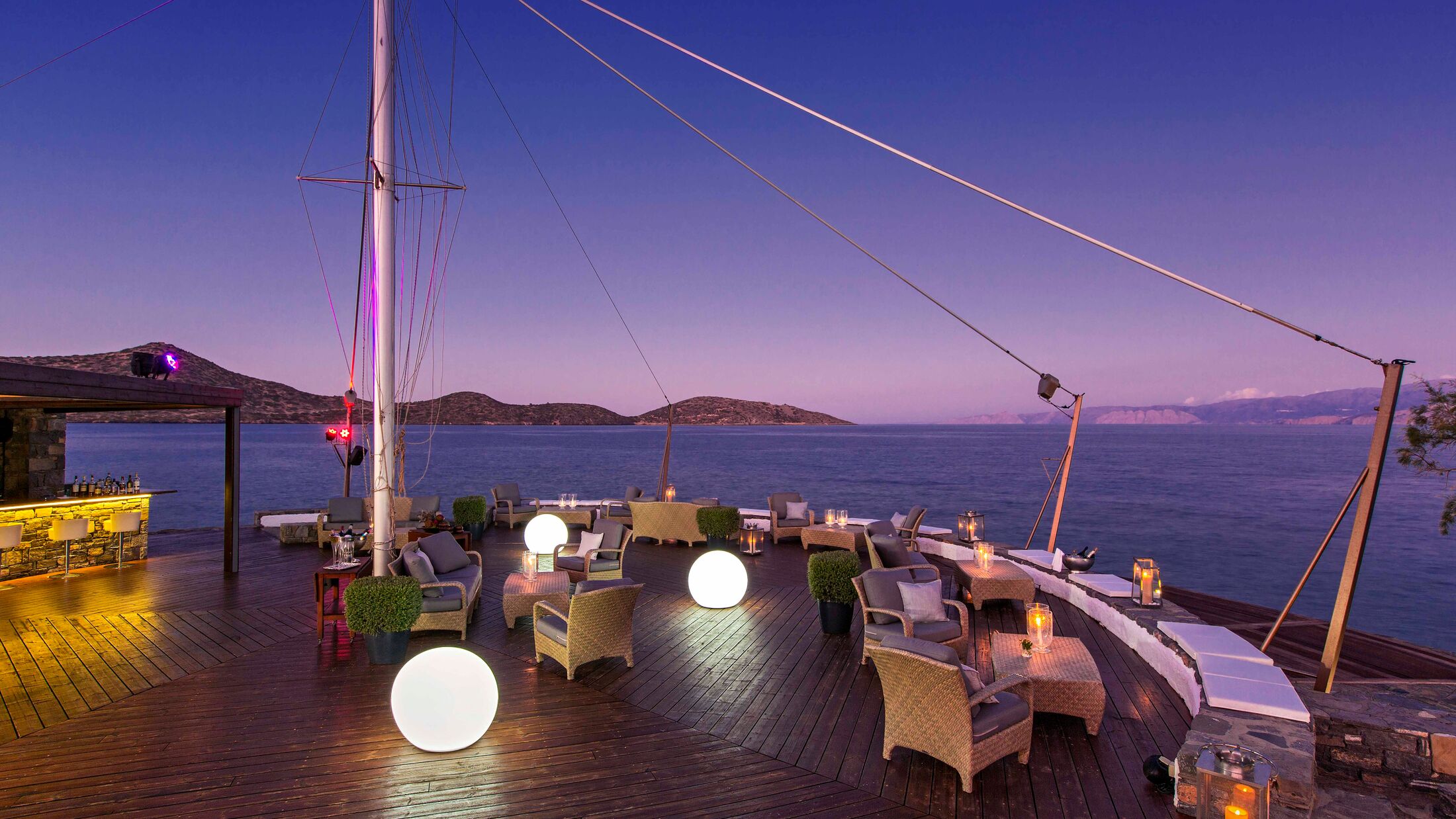 Elounda-Beach-2022-Veghera-Bar-001-101306-Hybris