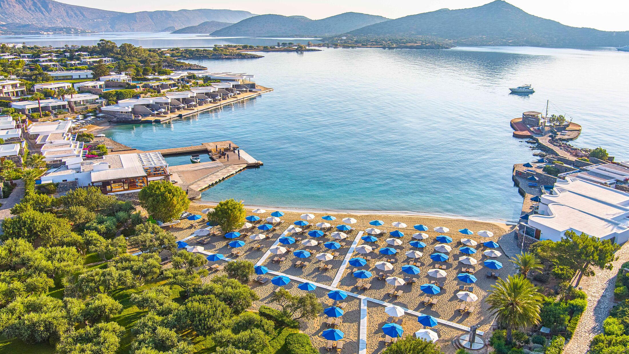 Elounda-Beach-2023-Aerial-View-001-101306-Hybris