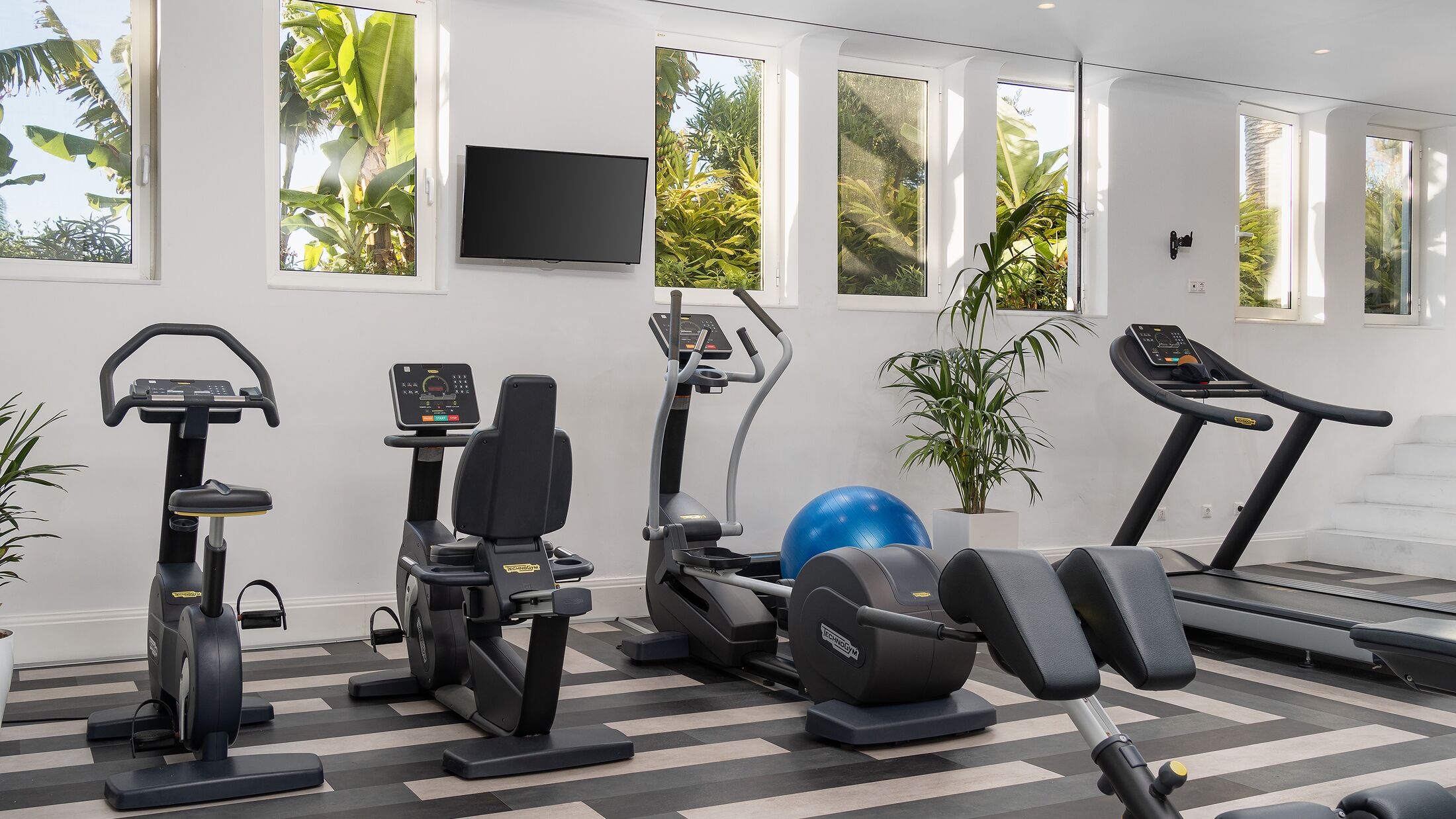 Grecotel-Caramel-2024-Gym-001-120841-Hybris