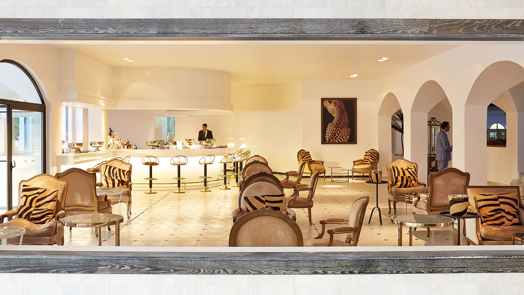 Grecotel-Caramel-2024-Panther-Lobby-Bar-011-120841-Hybris